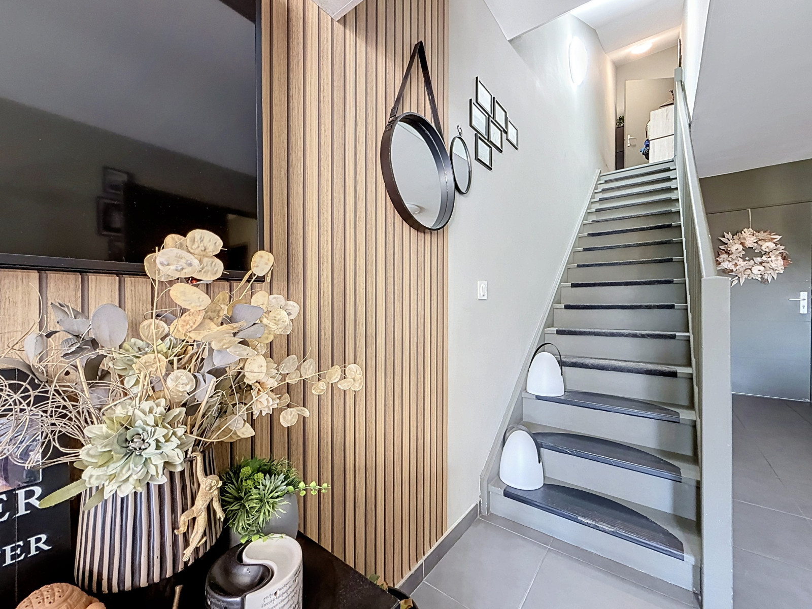 
                                                Vente
                                                 Nice - Appartement 3 pièces – Dernier étage avec terrasse proche Hôpital Pasteur