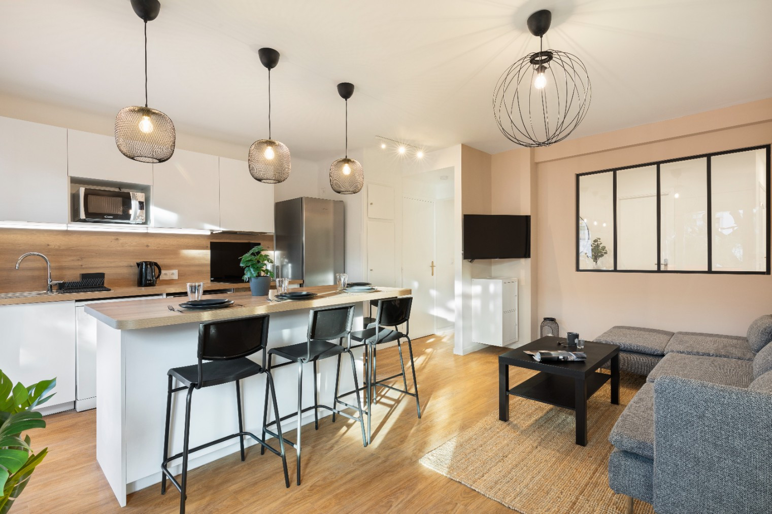 
                                                Colocation
                                                 NICE ARENAS2- Grande chambre dans colocation neuve