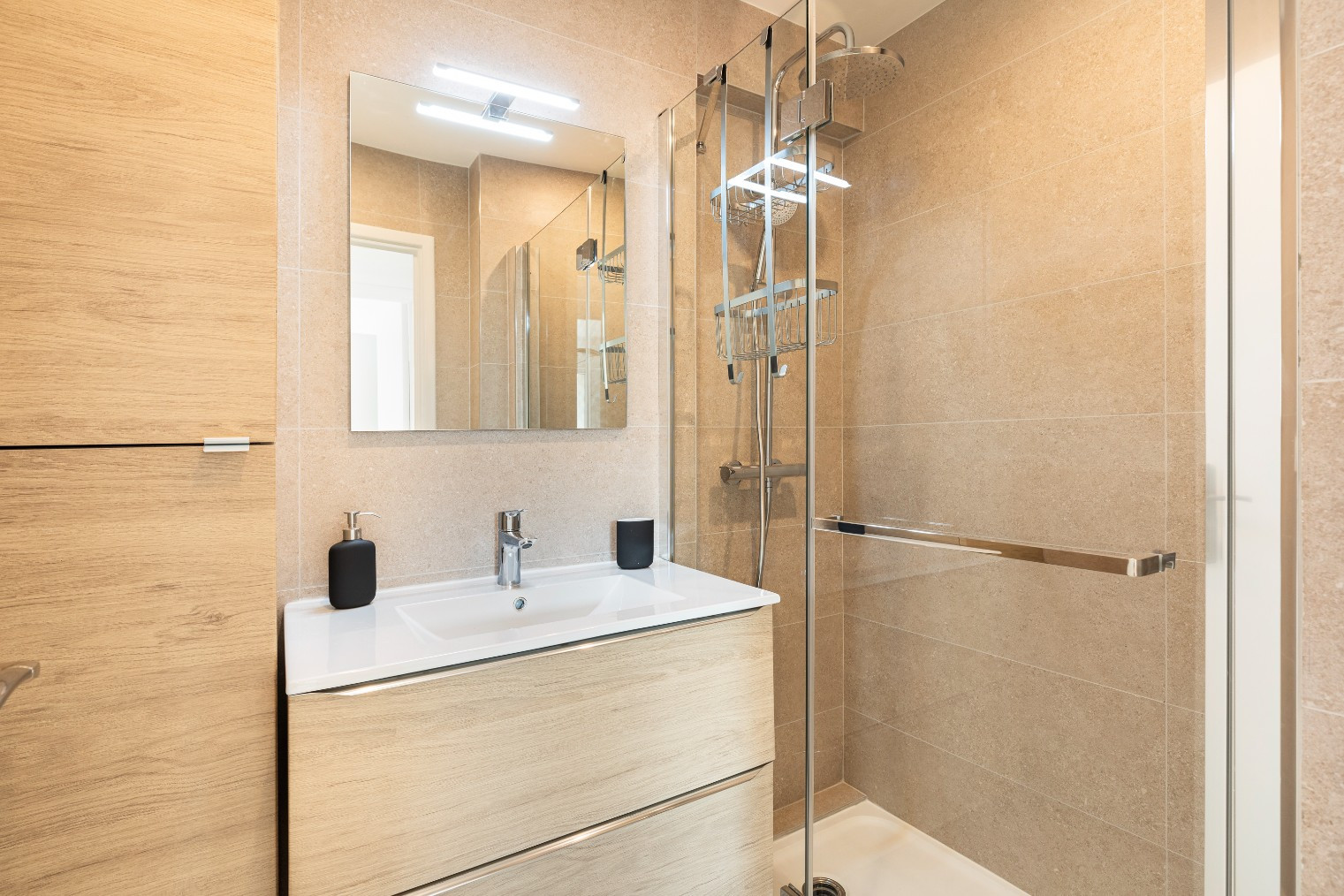 
                                                Colocation
                                                 Référence : 82 Pegurier 4B