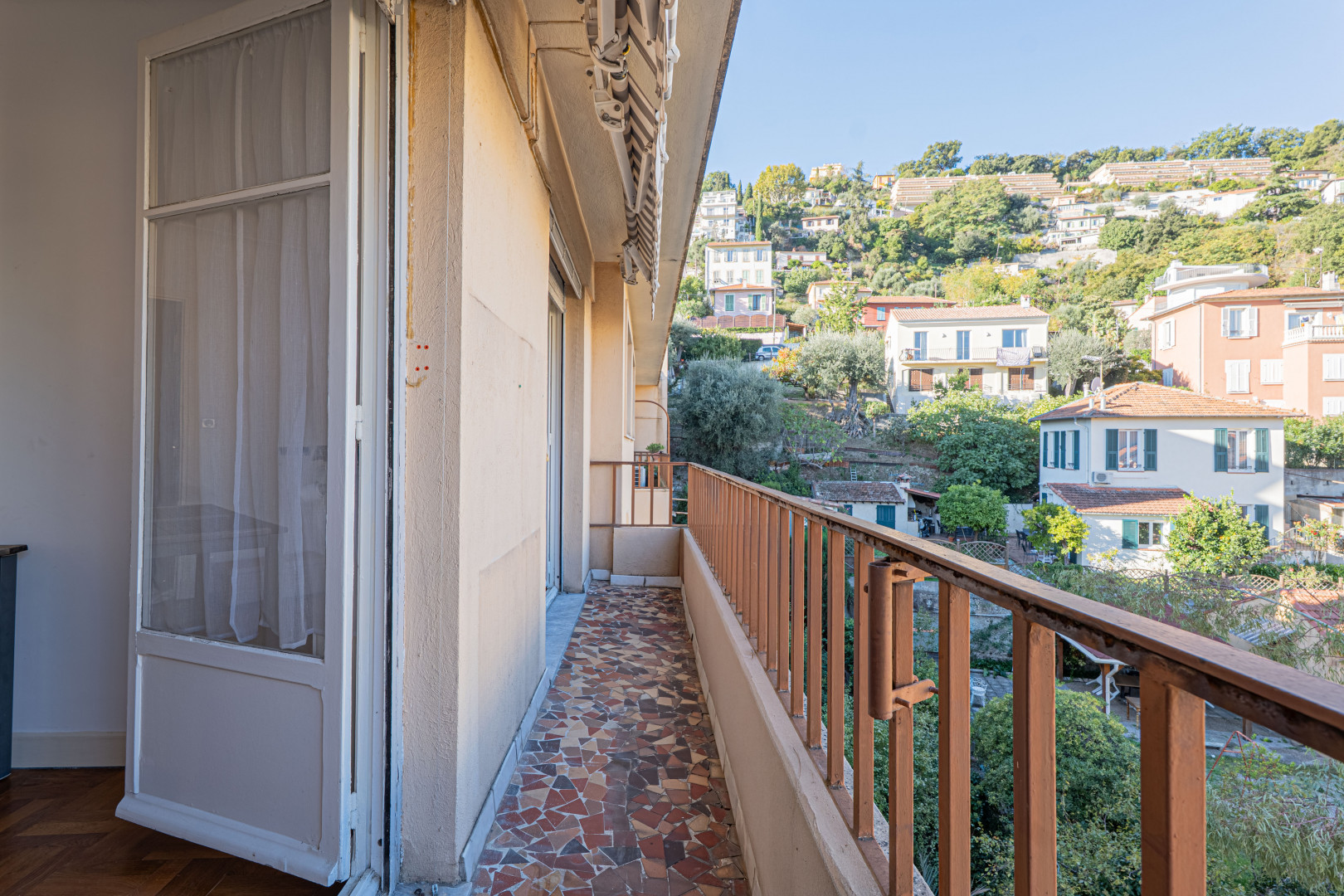 
                                                Vente
                                                 NICE – Boulevard de Cessole / Dernier étage avec grande terrasse