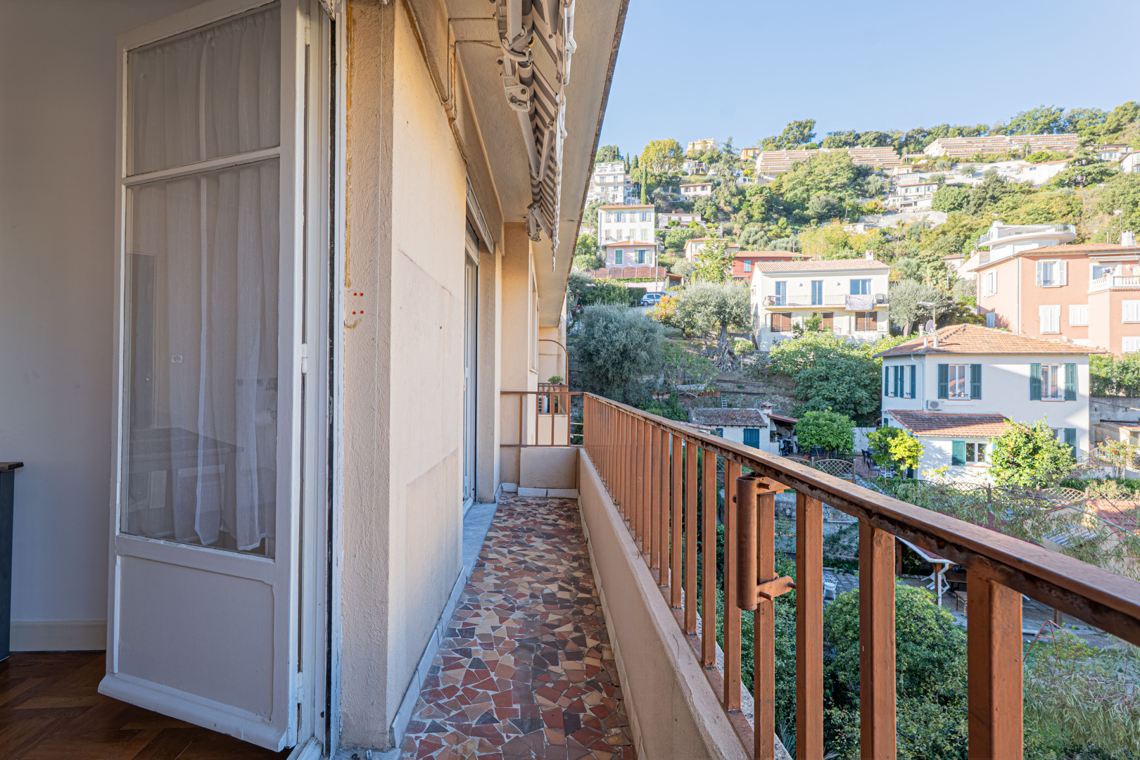 
                                                Vente
                                                 NICE – Boulevard de Cessole / Dernier étage avec grande terrasse