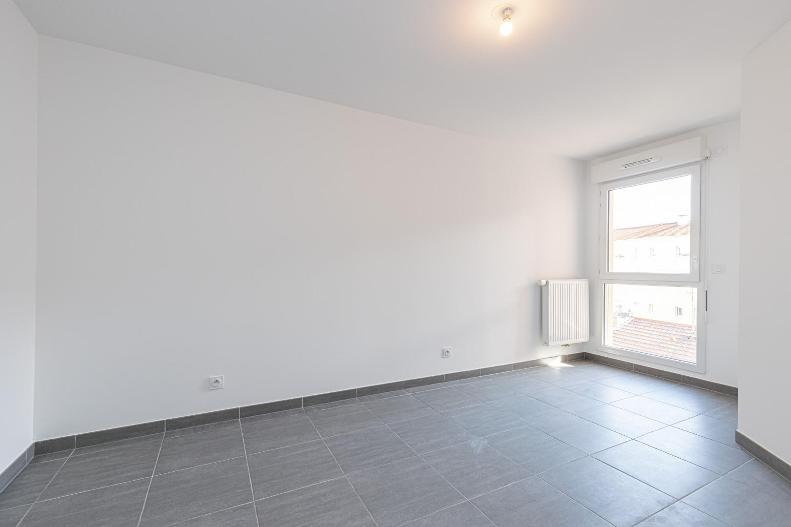 
                                                Location
                                                 NICE / CAGNOLI - Appartement 2 pièces à louer avec terrasse