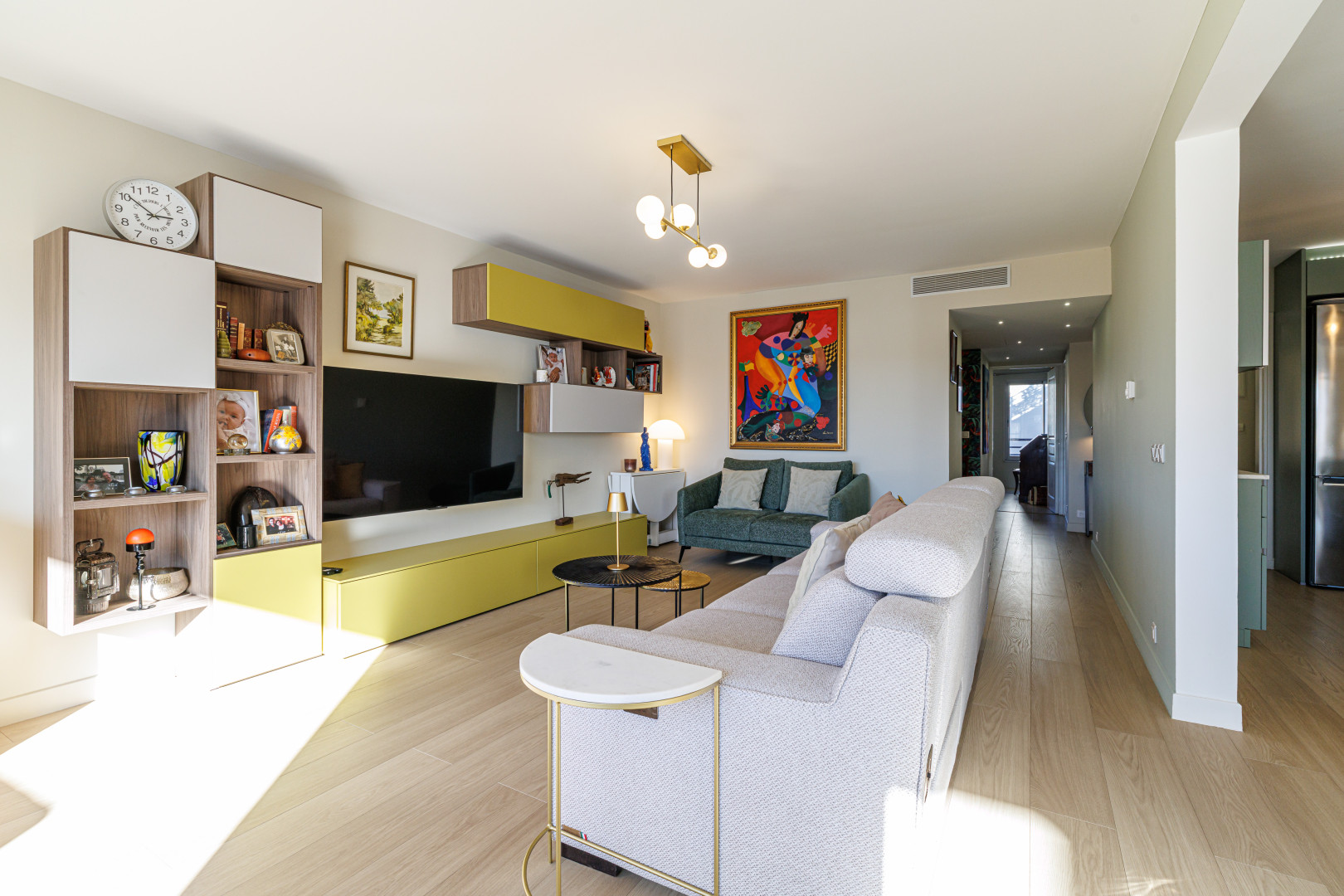 
                                                Vente
                                                 Nice - Carré d’or - Magnifique 3 pièces de 108 m² en dernier étage avec grande terrasse