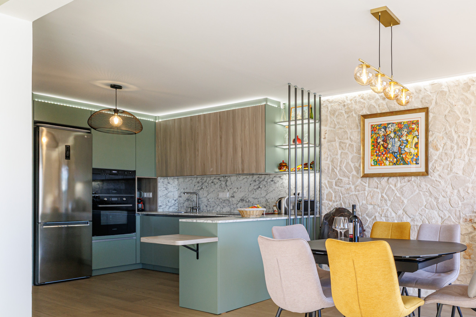 
                                                Vente
                                                 Nice - Carré d’or - Magnifique 3 pièces de 108 m² en dernier étage avec grande terrasse