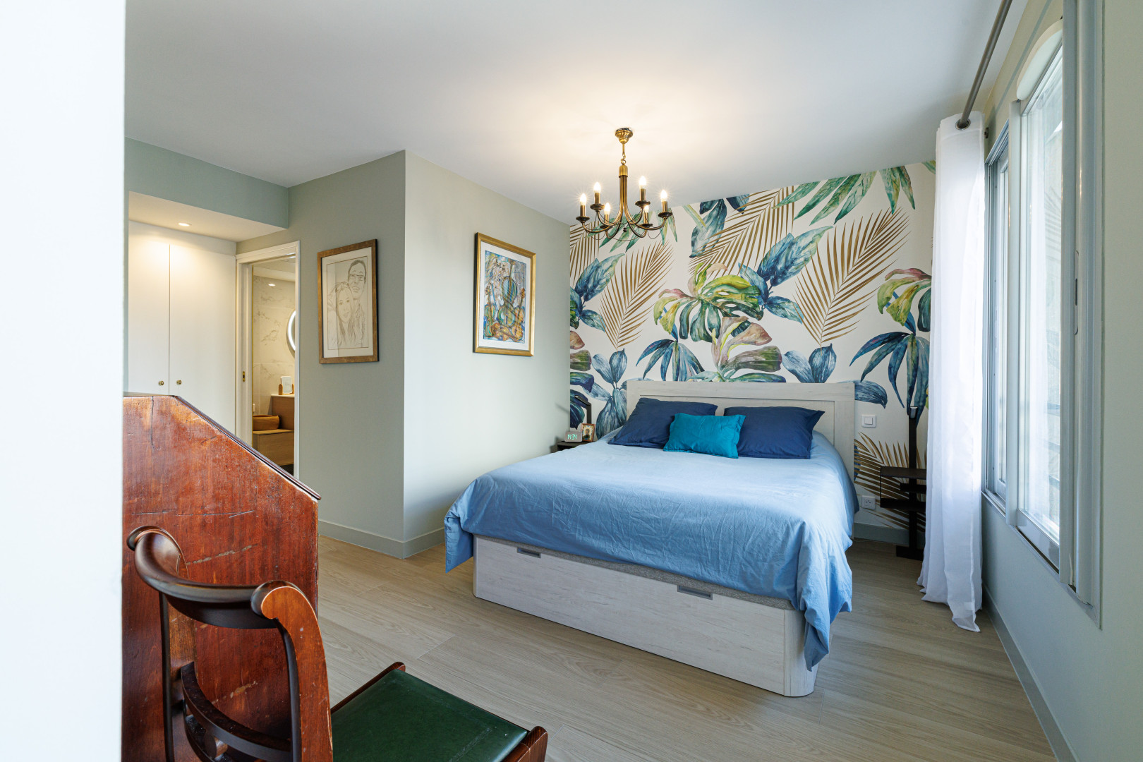 
                                                Vente
                                                 Nice - Carré d’or - Magnifique 3 pièces de 108 m² en dernier étage avec grande terrasse