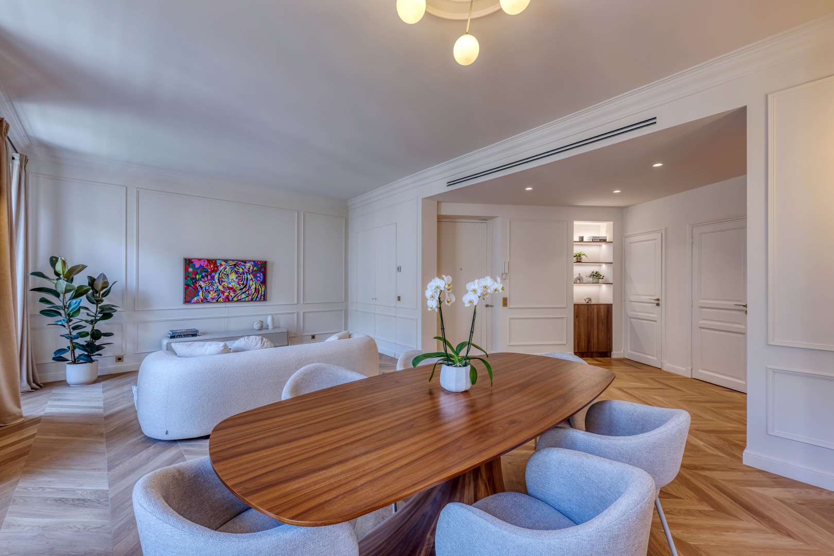
                                                Vente
                                                 Nice Carré d'Or – Appartement haussmannien d'exception, entièrement rénové