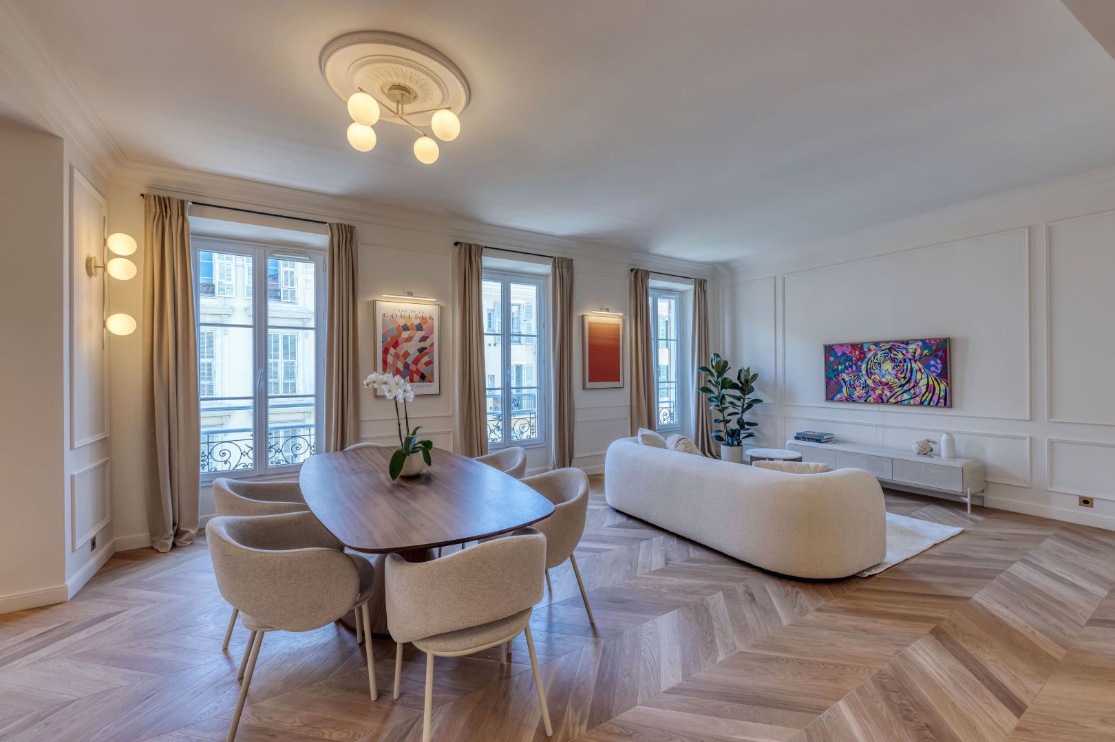 
                                                Vente
                                                 Nice Carré d'Or – Appartement haussmannien d'exception, entièrement rénové