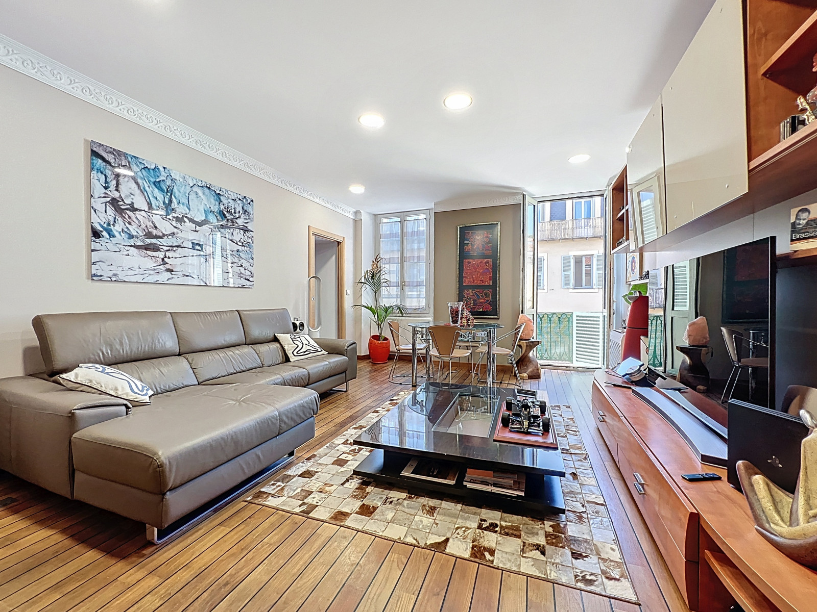 
                                                Vente
                                                 Nice Cassini - Beau 3 pièces 71m2 avec balcon Port