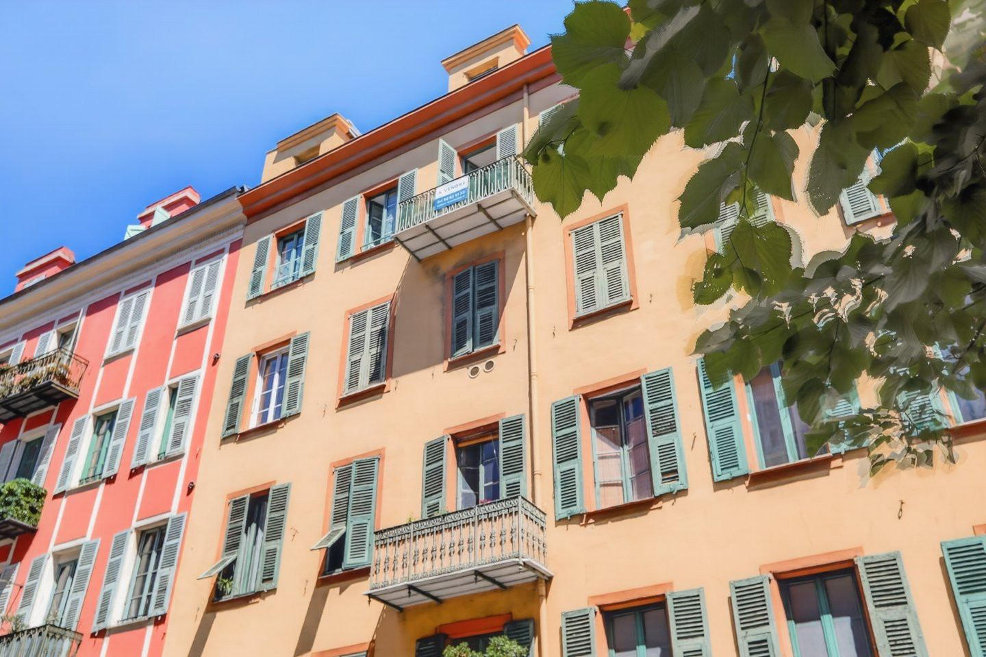 
                                                Vente
                                                 Nice Cassini - Beau 3 pièces 71m2 avec balcon Port