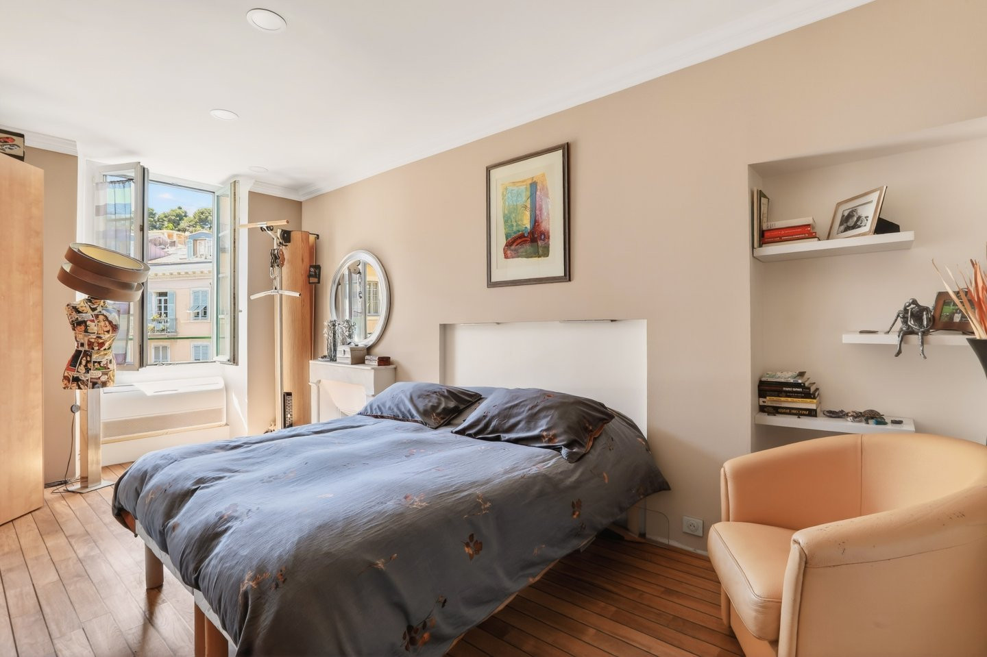 
                                                Vente
                                                 Nice Cassini - Beau 3 pièces 71m2 avec balcon Port
