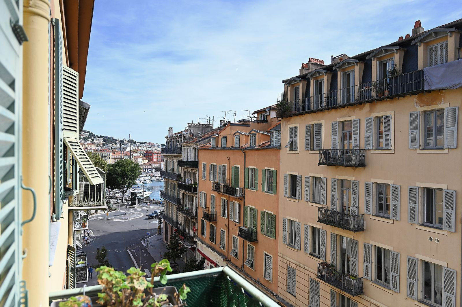 
                                                Vente
                                                 Nice Cassini - Beau 3 pièces 79m2 lumineux avec balcon aperçu Port