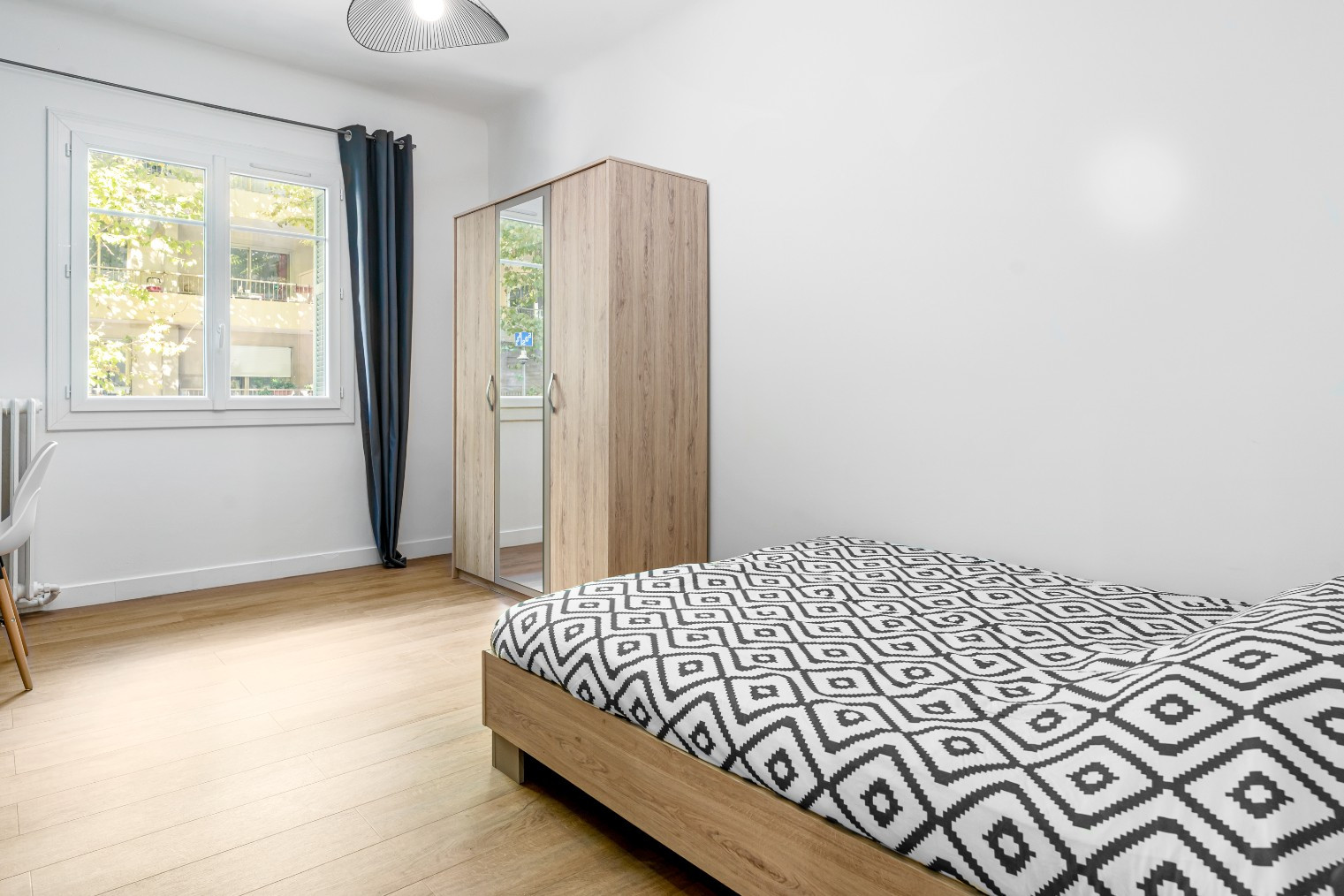 
                                                Colocation
                                                 NICE CENTRE - Chambre climatisée dans colocation A