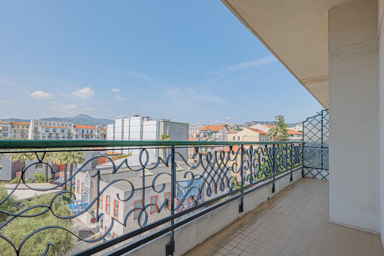 
                                                Vente
                                                 Nice - Centre Ville : Appartement 3 pièces