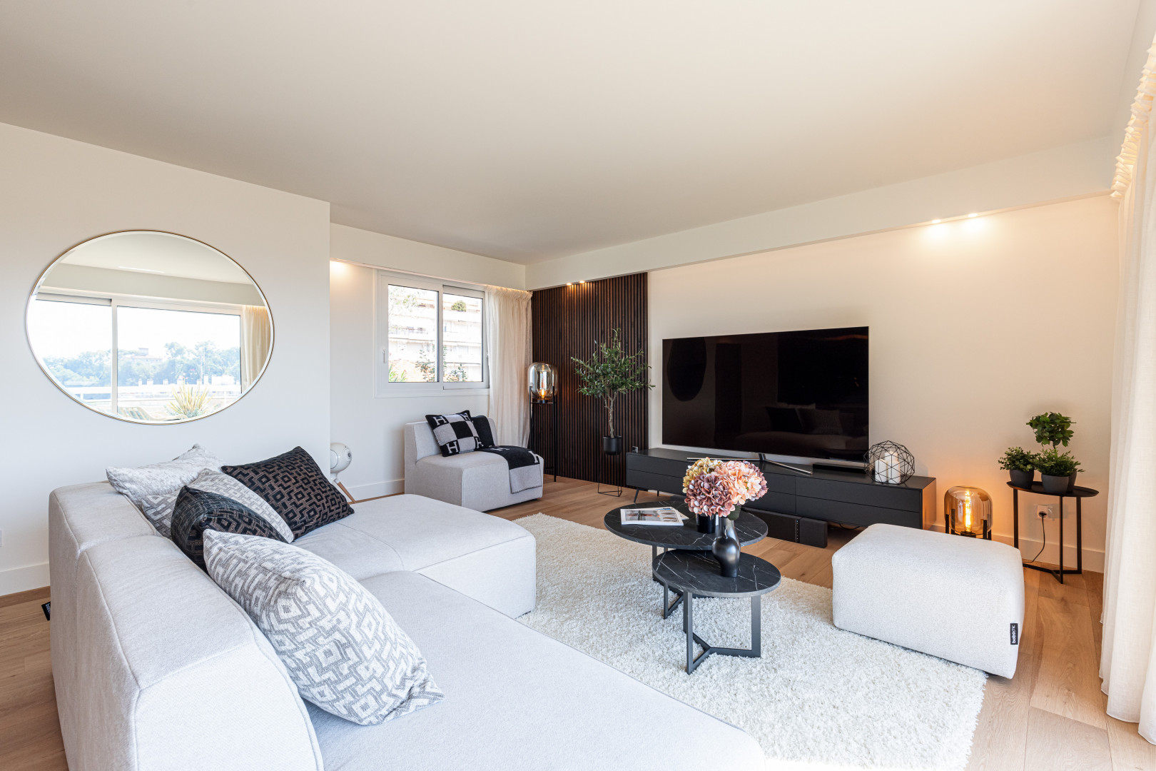 
                                                Vente
                                                 Nice Chambrun - Villa sur le toit 4 Pièces avec terrasse 135m2
