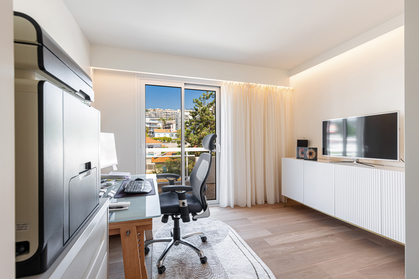 
                                                Vente
                                                 Nice Chambrun - Villa sur le toit 4 Pièces avec terrasse 135m2