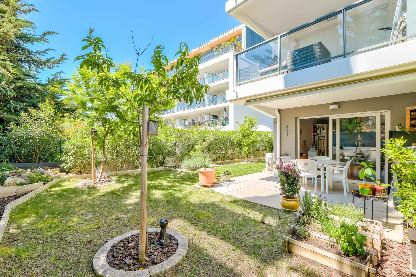 
                                                Vente
                                                 Nice Cimiez - 3 pièces dans une résidence récente proche de toutes les commodités