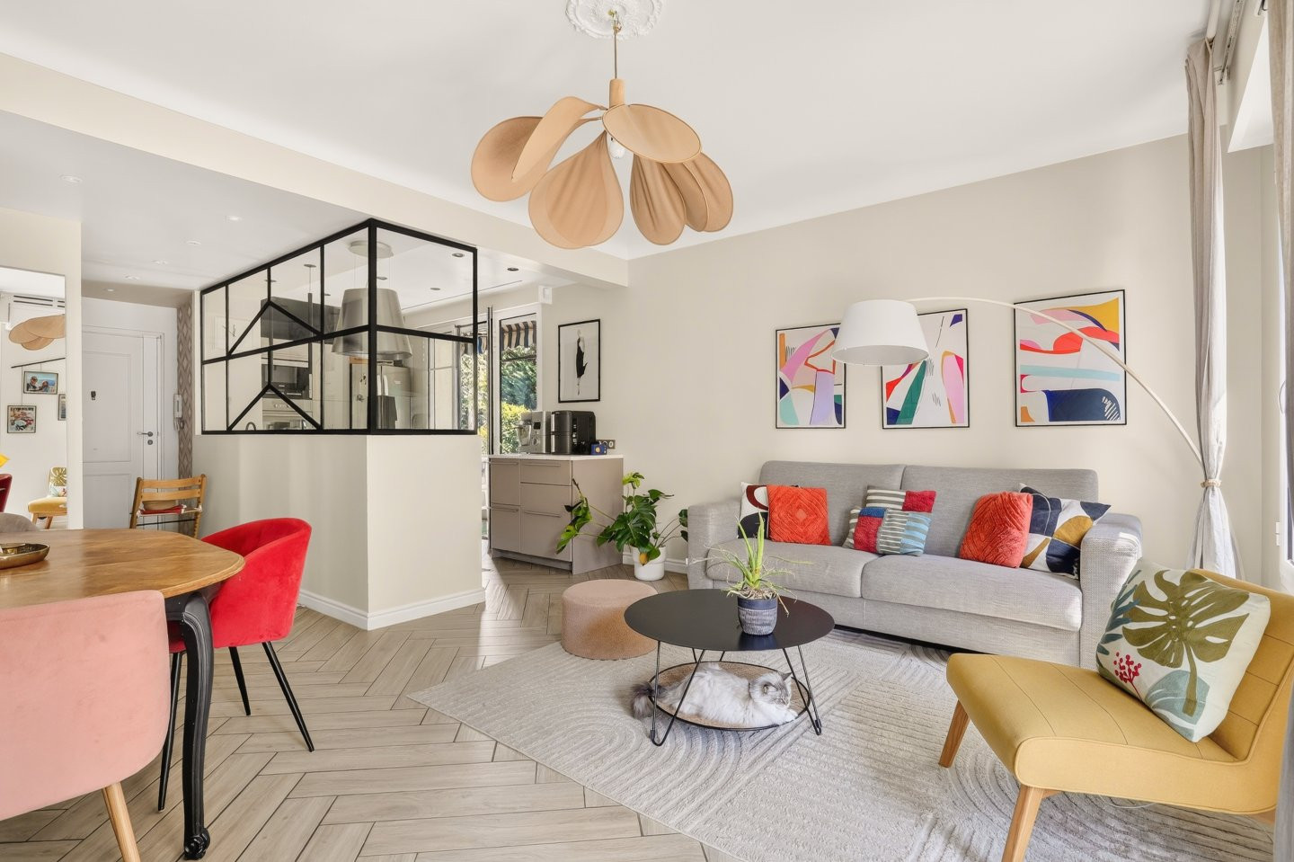 
                                                Vente
                                                 Nice Cimiez - Appartement de 3 pièces rénové dans un esprit contemporain