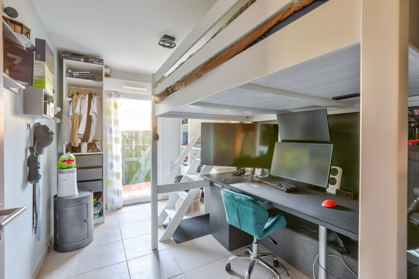
                                                Vente
                                                 Nice Cimiez - Appartement et son magnifique jardin avec jacuzzi