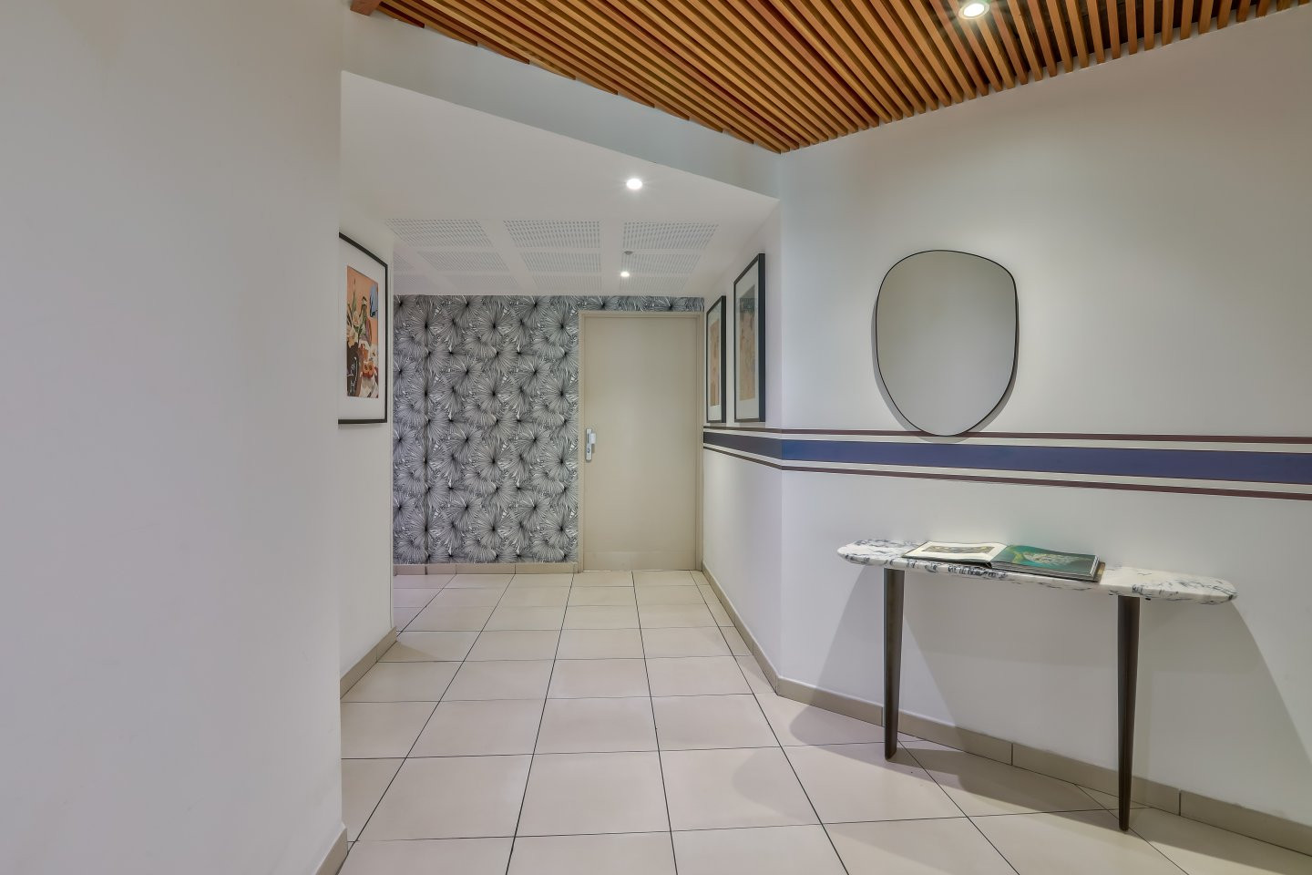 
                                                Vente
                                                 Nice Cimiez - Appartement et son magnifique jardin avec jacuzzi