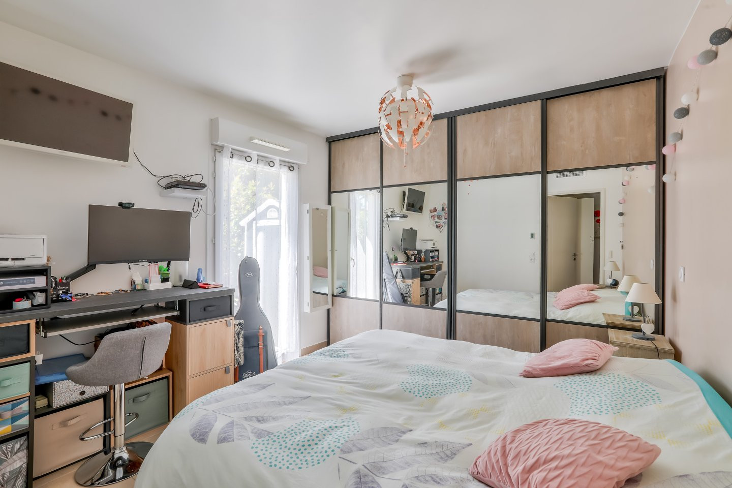 
                                                Vente
                                                 Nice Cimiez - Appartement et son magnifique jardin avec jacuzzi
