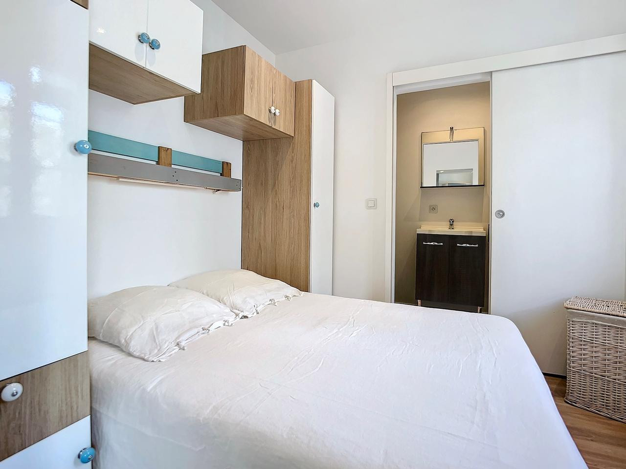 
                                                Location
                                                 Nice Cimiez - Beau 2 pièces rénové disposant d’une grande terrasse