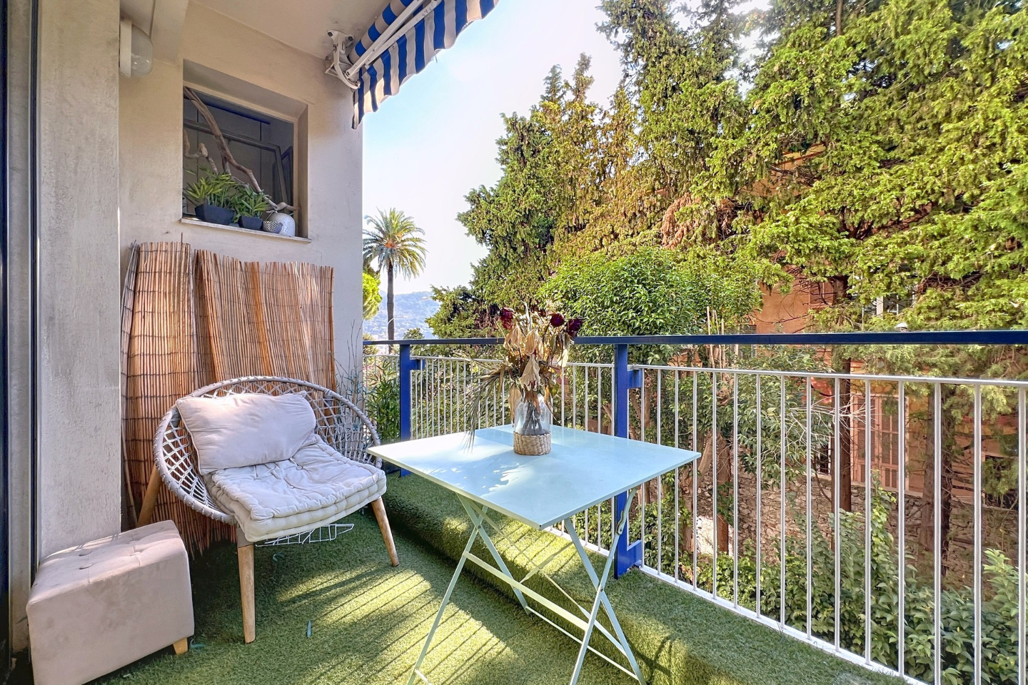 
                                                Vente
                                                 Nice Cimiez Cemenelum - Beau studio 26 m2 balcon