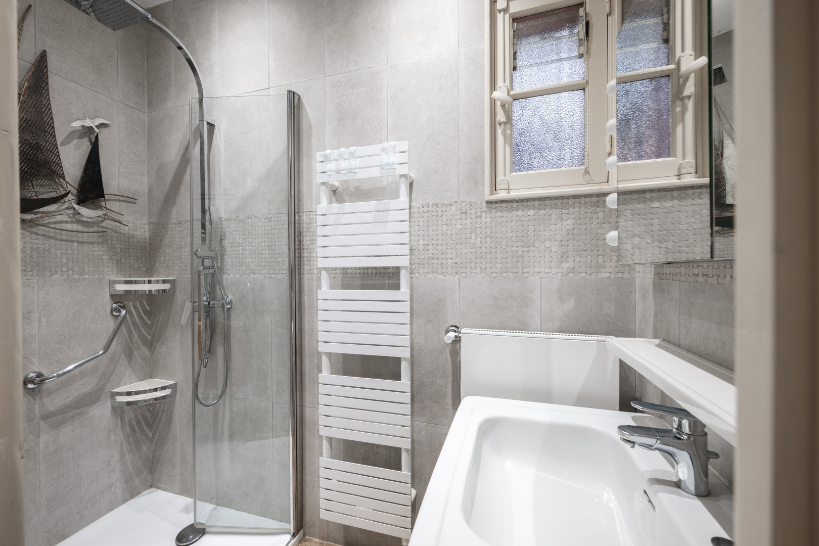 
                                                Vente
                                                 Nice Cimiez - Charmante maison de plain-pied aux airs andalous proche du Musée Chagall