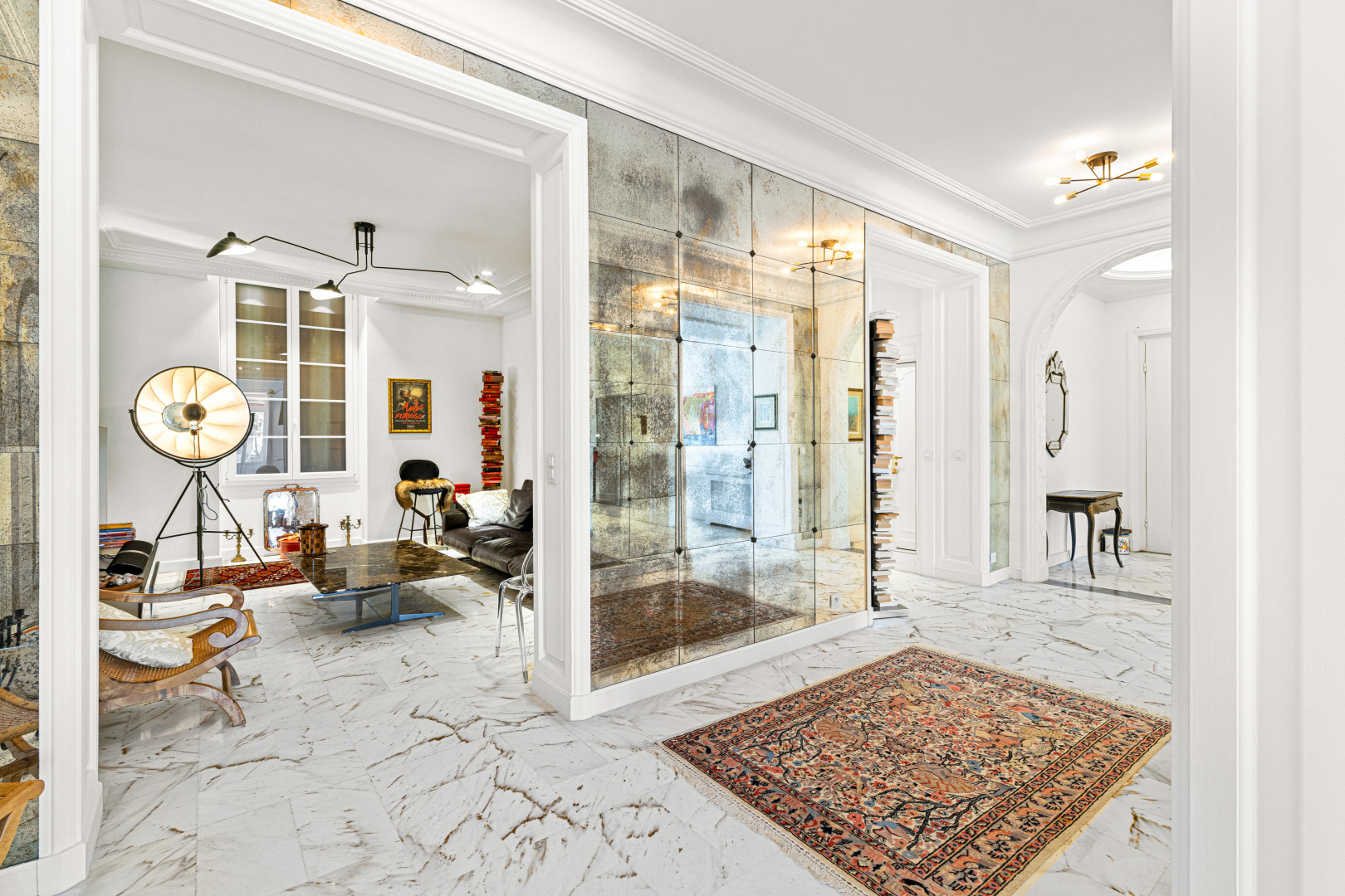 
                                                Vente
                                                 Nice - Cimiez - Magnifique 4 pièces