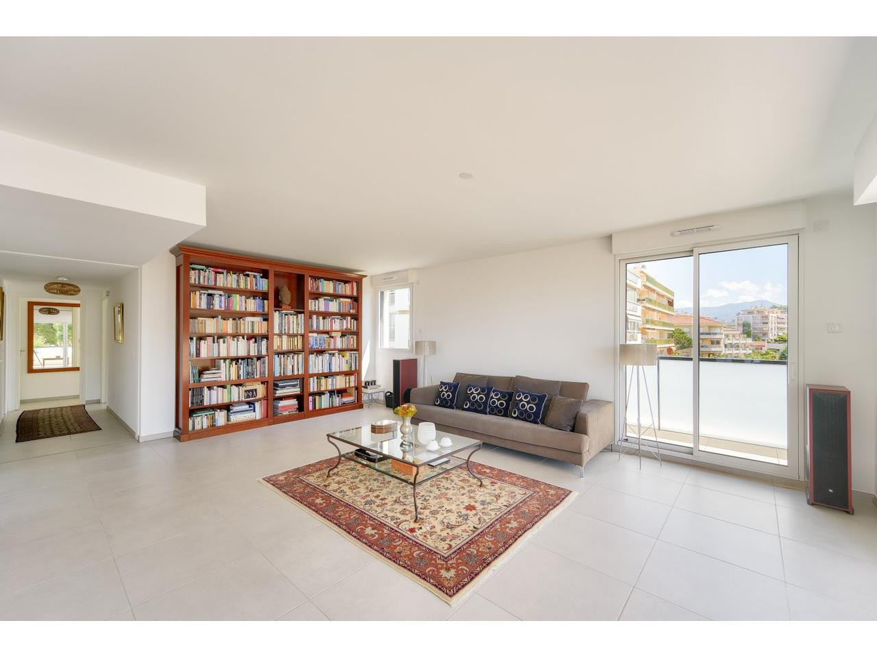 
                                                Vente
                                                 Nice Cimiez - Rare - Toit-terrasse