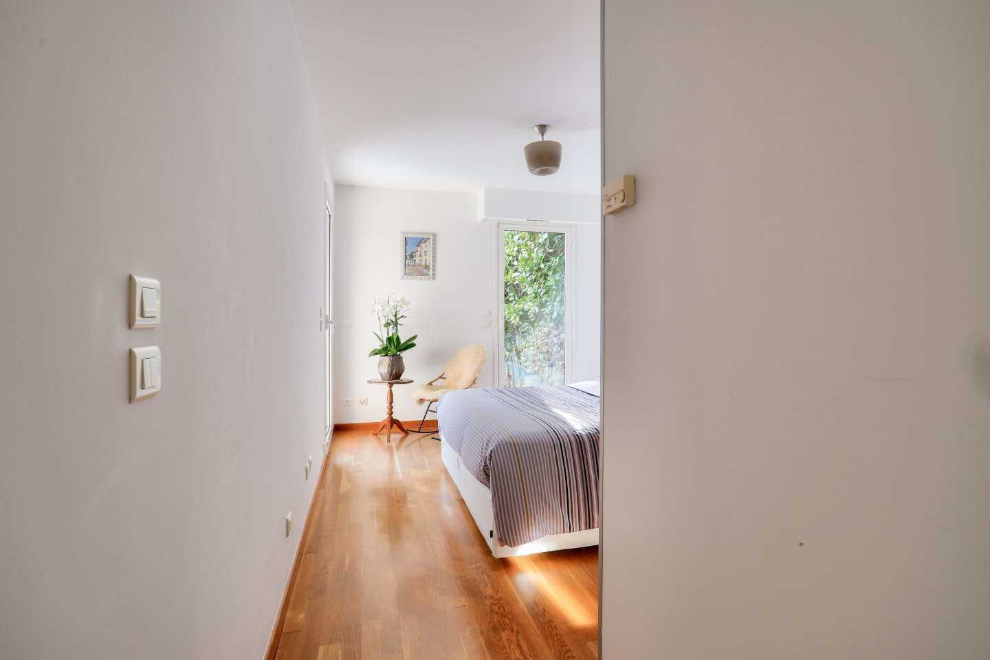 
                                                Vente
                                                 Nice Cimiez - Superbe 4 pièces en rez de jardin