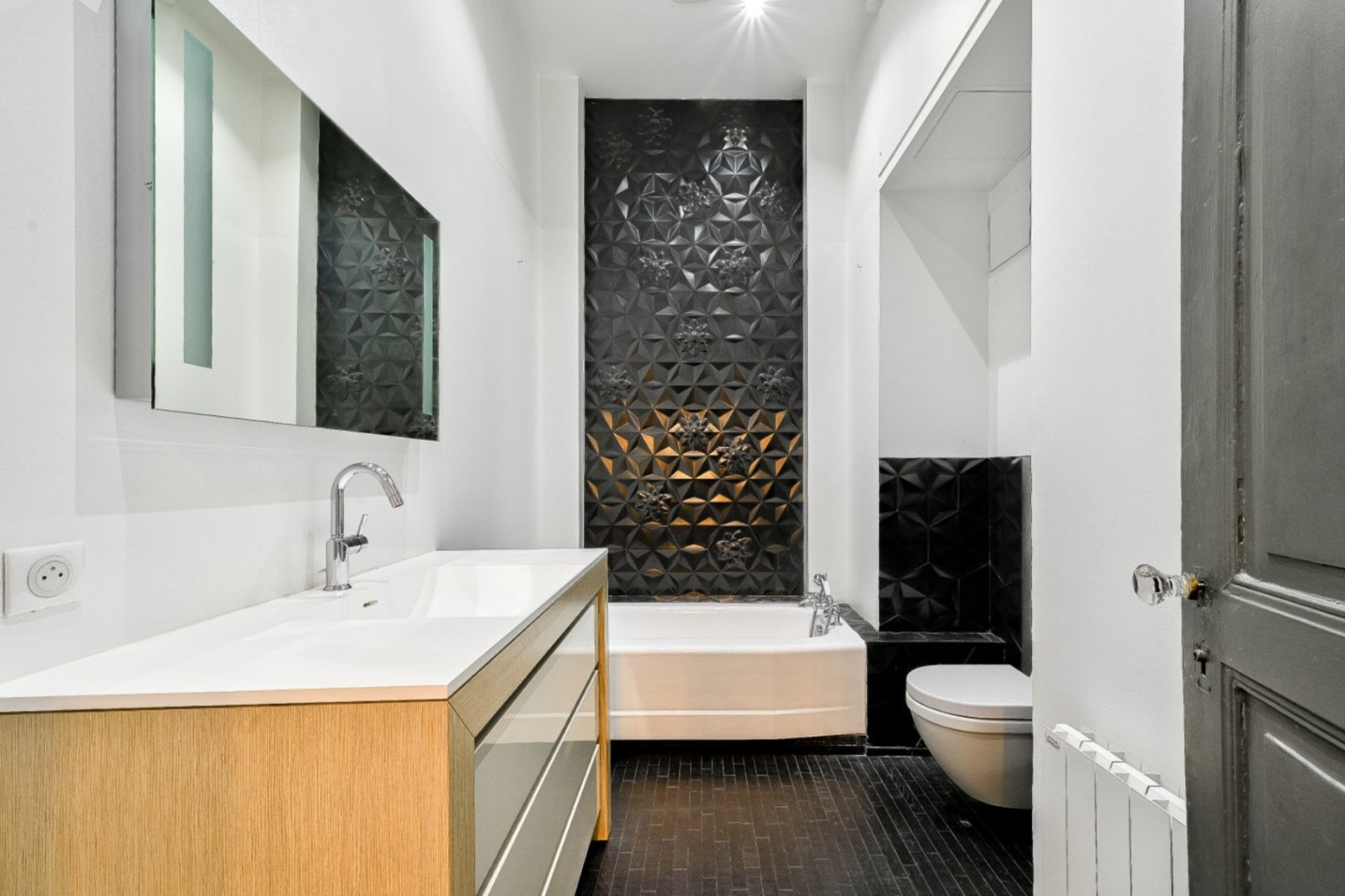 
                                                Vente
                                                 NICE CIMIEZ - Superbe appartement