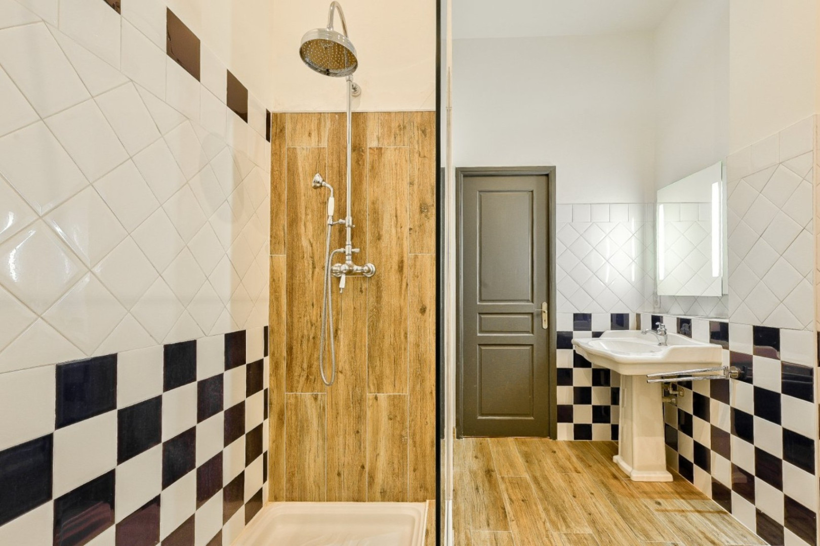 
                                                Vente
                                                 NICE CIMIEZ - Superbe appartement