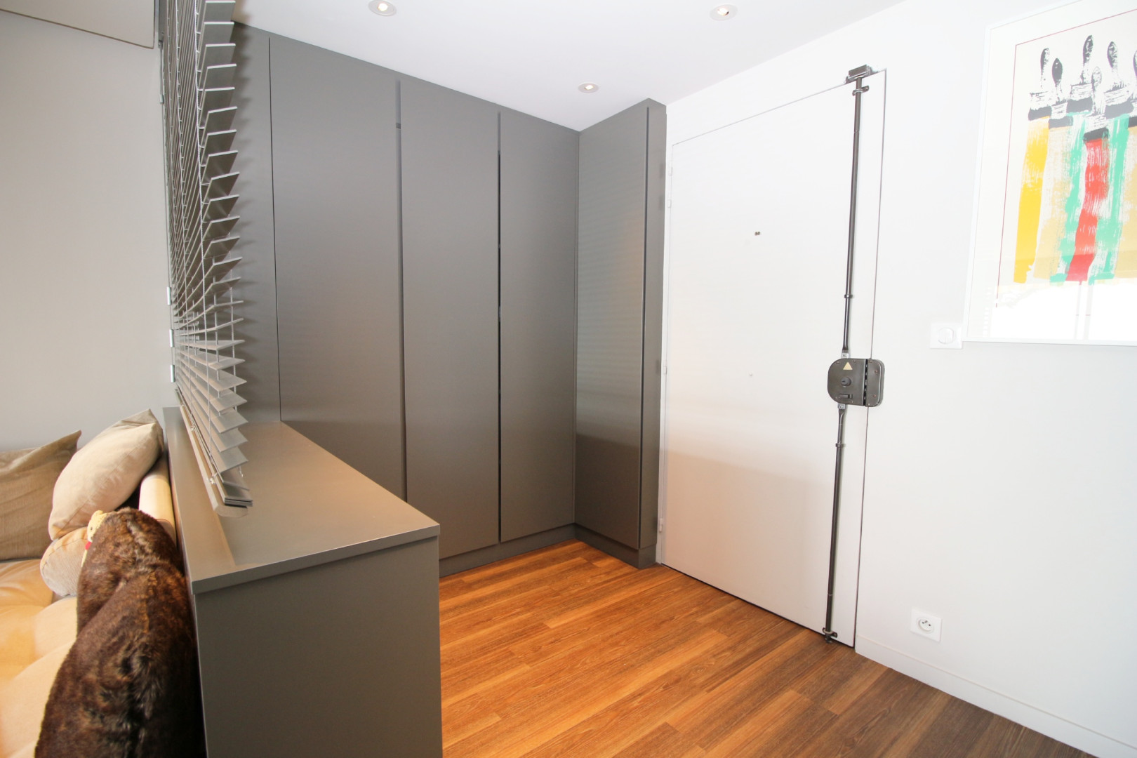 
                                                Vente
                                                 Nice Fabron 2 Pieces standing VUE MER Panoramique au calme avec piscine