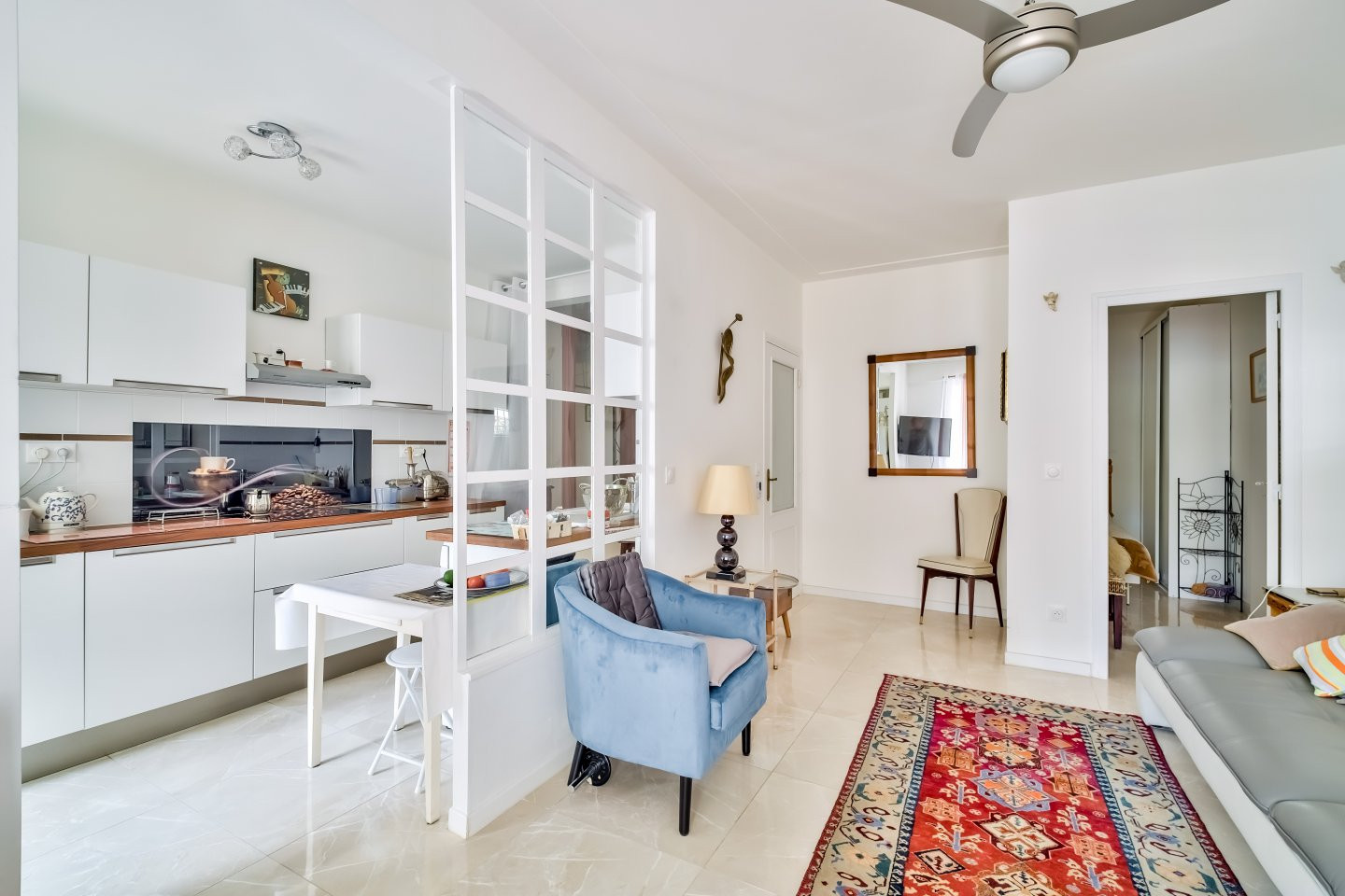 
                                                Vente
                                                 Nice Fleurs - Grand 3/4 pièces de 86 m2 avec terrasse entièrement rénové