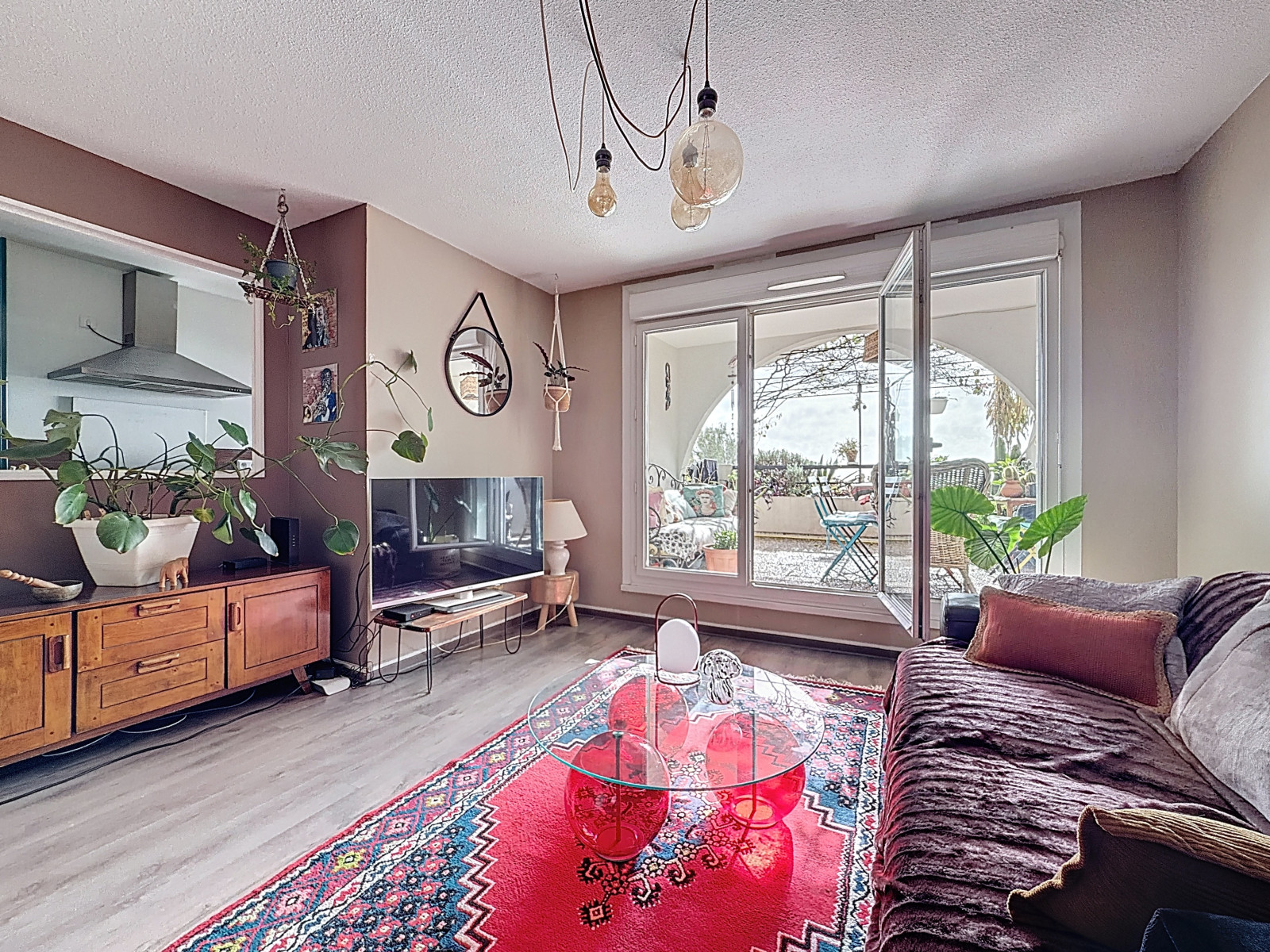 
                                                Vente
                                                 Nice Gairaut - Beau 5 pièces familial, lumineux et traversant au sein d'une résidence verdoyante