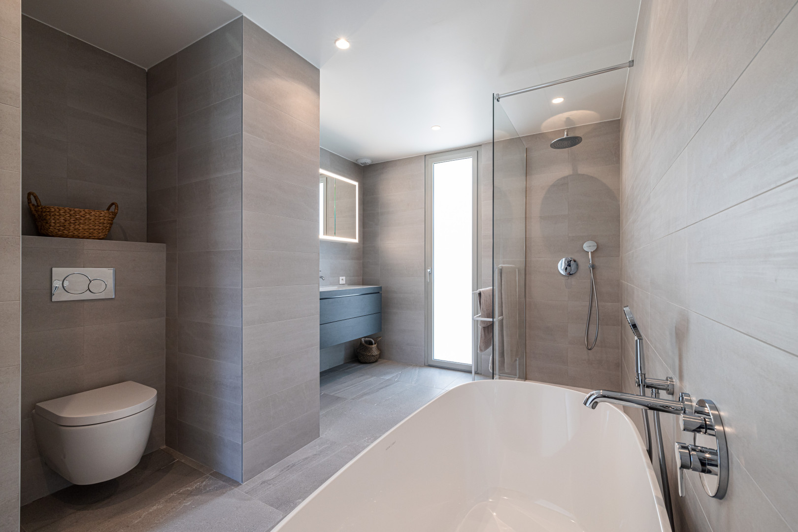 
                                                Vente
                                                 NICE - Gairaut  - Magnifique Duplex de 171 m² au sein d’un domaine fermé haut de gamme