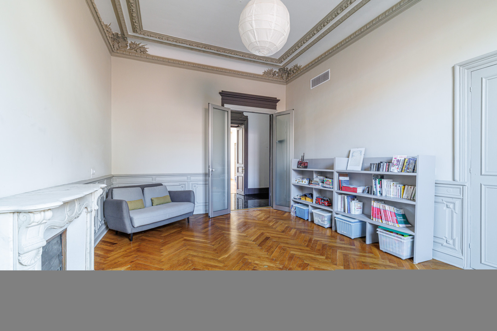 
                                                Vente
                                                 Nice Gioffredo - Magnifique appartement bourgeois de 6 pièces au coeur des commerces de la Place Massena et proche de la mer