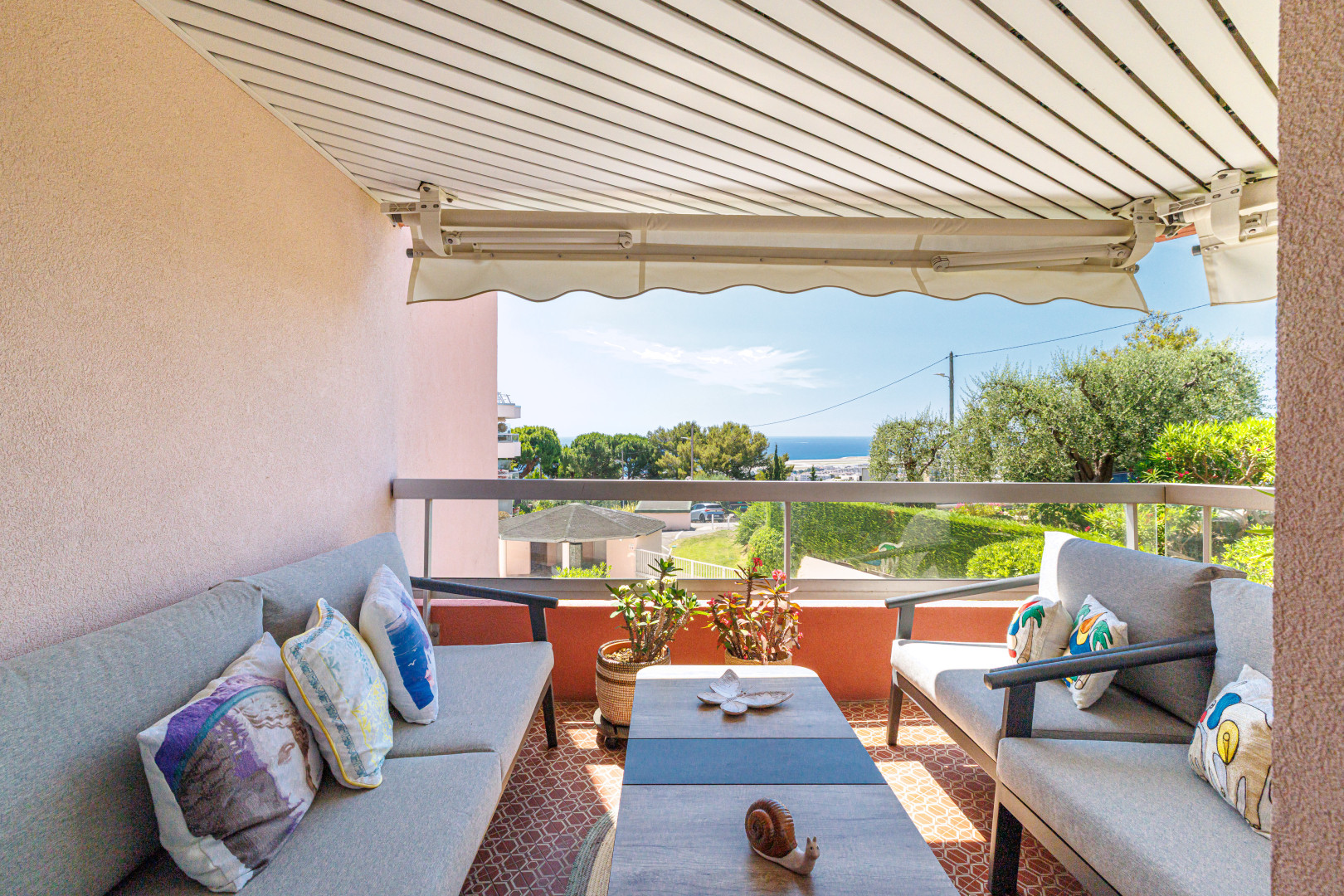 
                                                Vente
                                                 Nice Lanterne - 3 Pièces - Vue mer - 3 terrasses