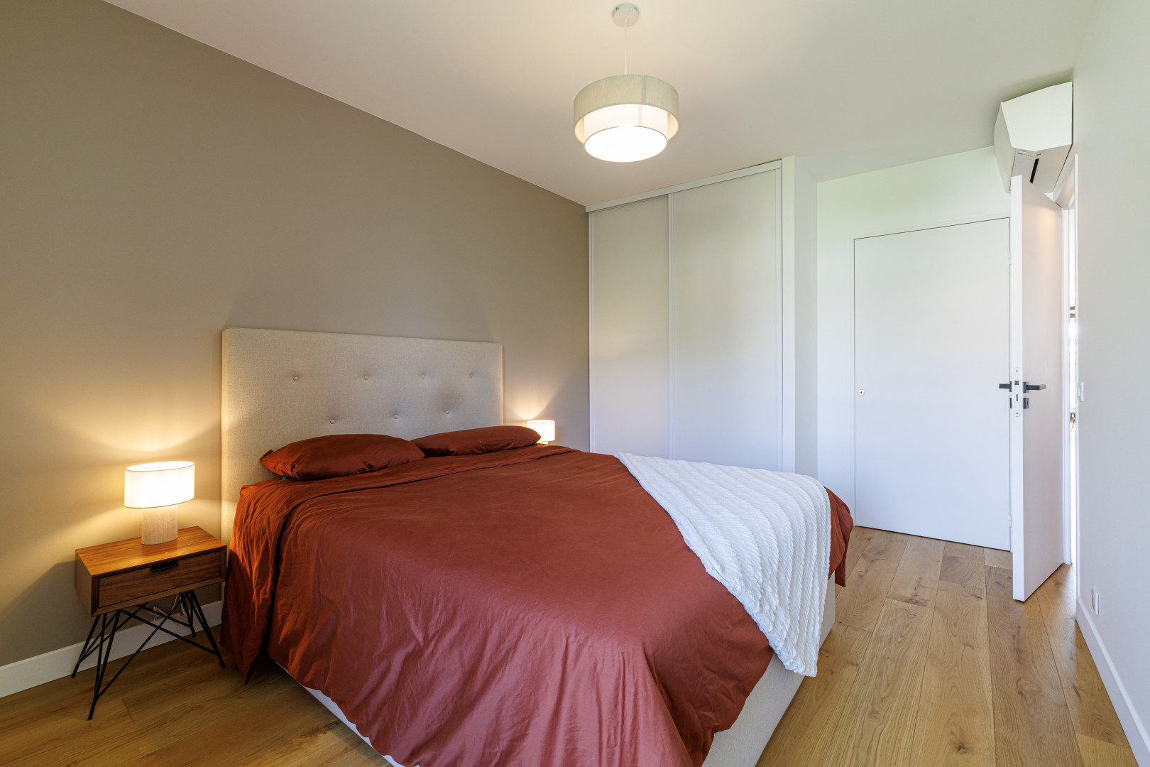 
                                                Vente
                                                 Nice - Lanterne -Magnifique 3 pièces en dernier étage avec terrasse