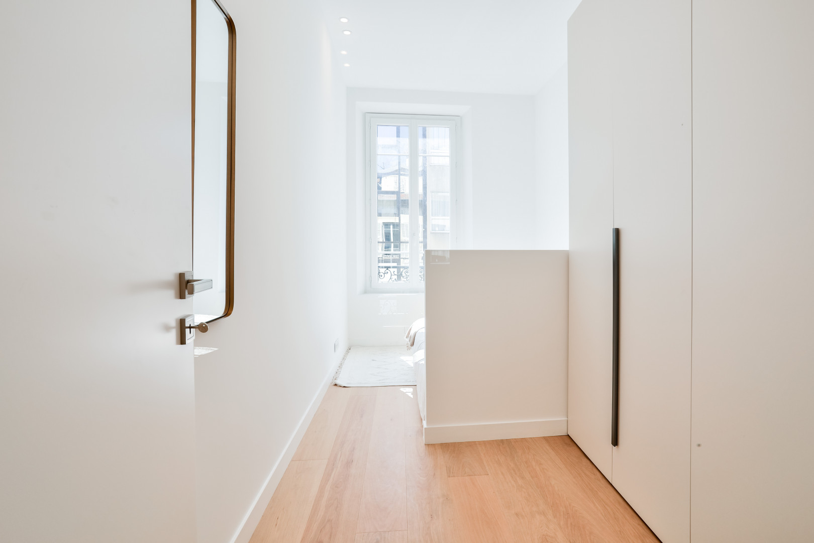 
                                                Vente
                                                 Nice - Le Port - Grand 5 pièces de 136 m²