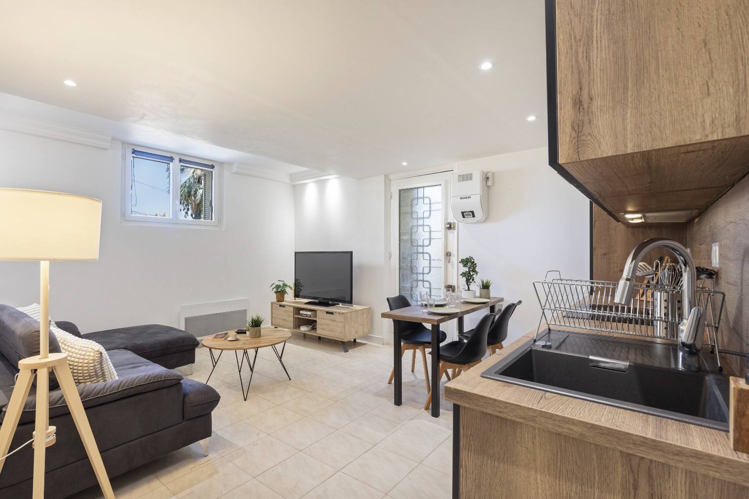 
                                                Colocation
                                                 NICE LIBERATION - Chambre dans colocation - C