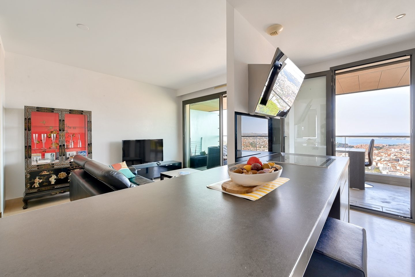 
                                                Vente
                                                 NICE - Mont Boron  - appartement 2 pièces