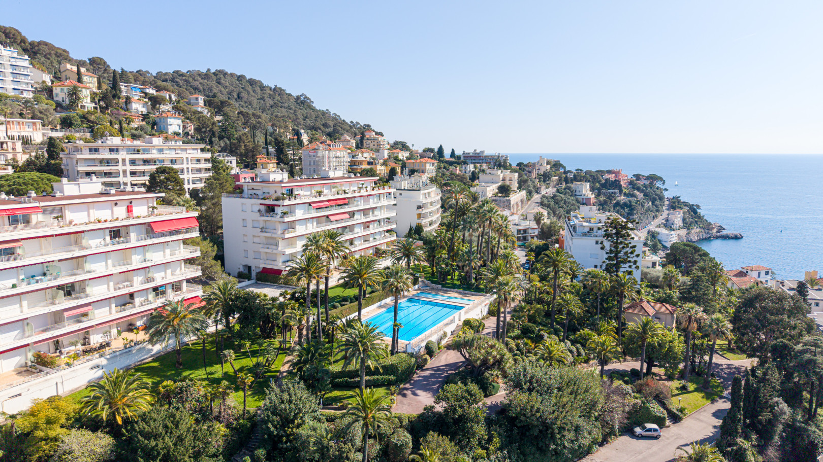 
                                                Vente
                                                 Nice - Mont Boron - Magnifique 3 pièces de 75 m² avec terrasse et vue panoramique.