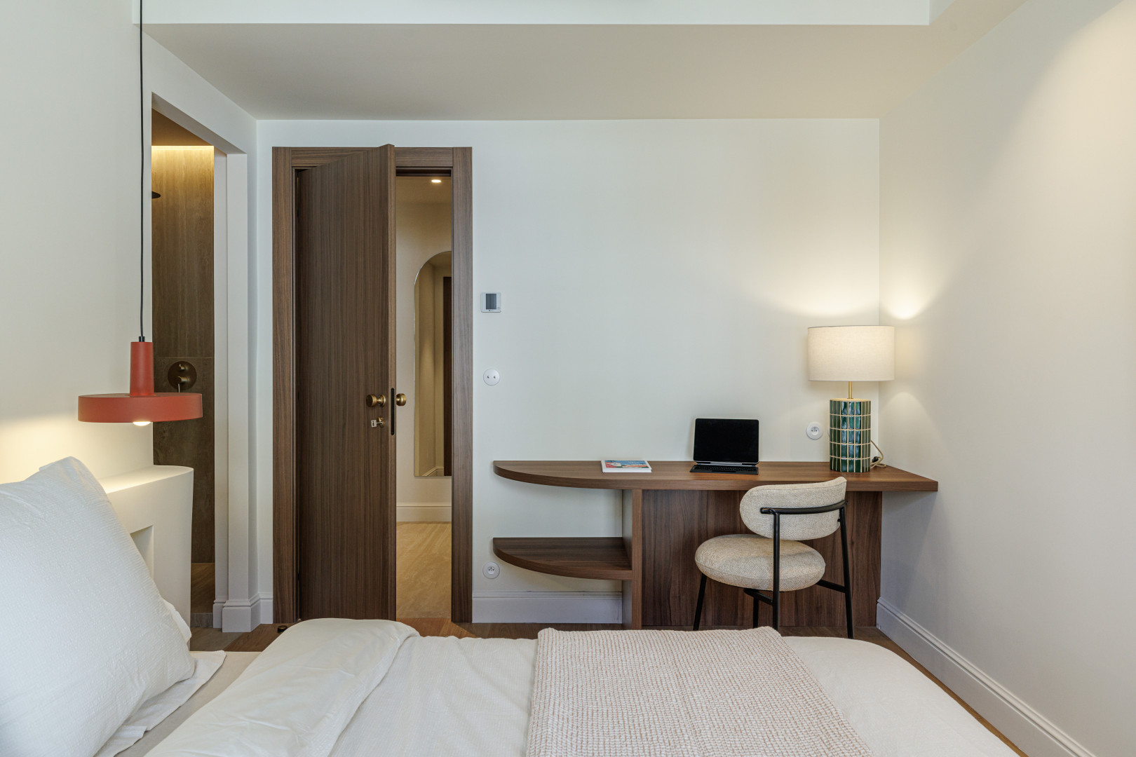 
                                                Vente
                                                 Nice - Mont Boron - Magnifique 3 pièces de 75 m²