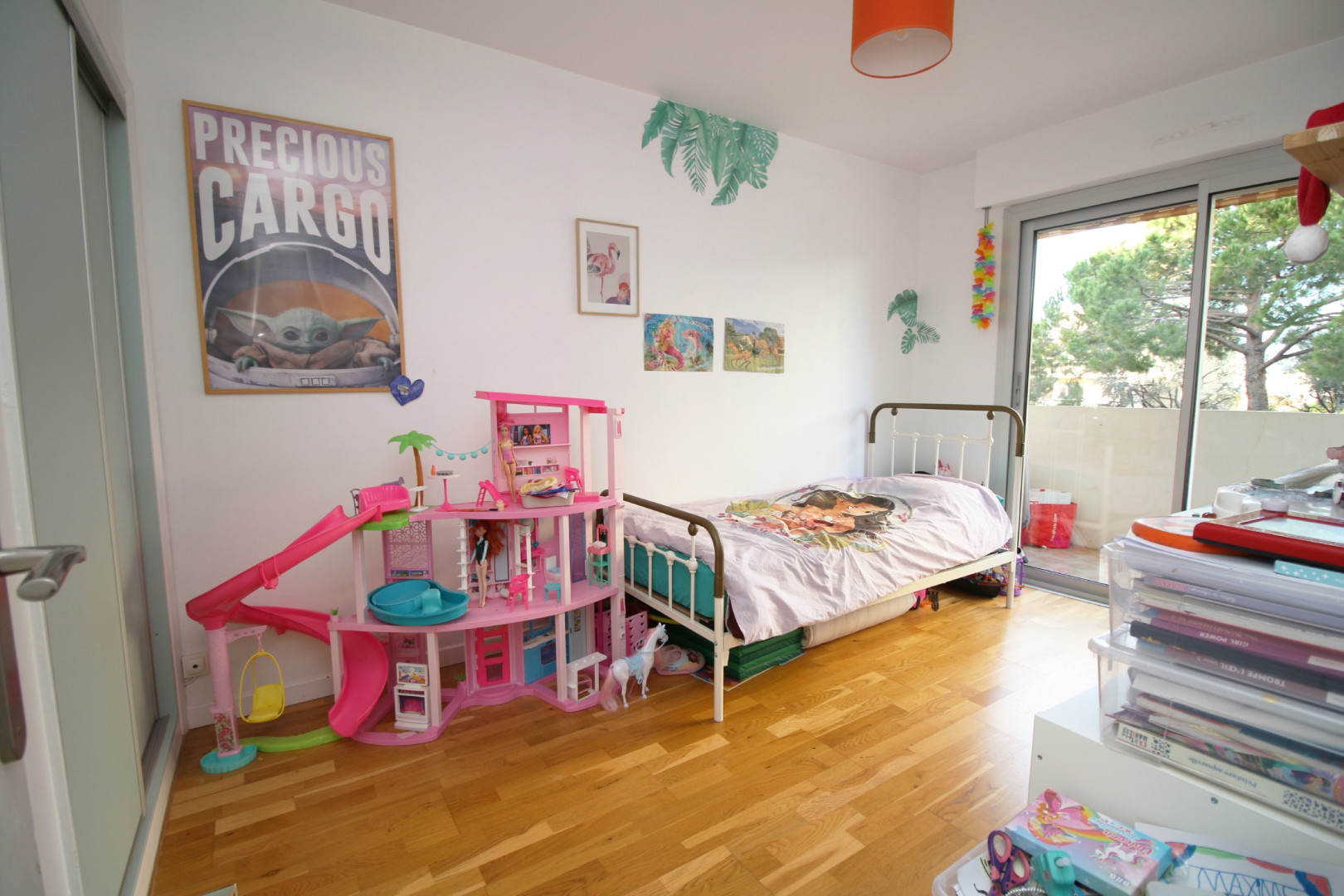 
                                                Vente
                                                 Nice Ouest Lanterne 4 pièces rénové au calme avec piscine et terrasse