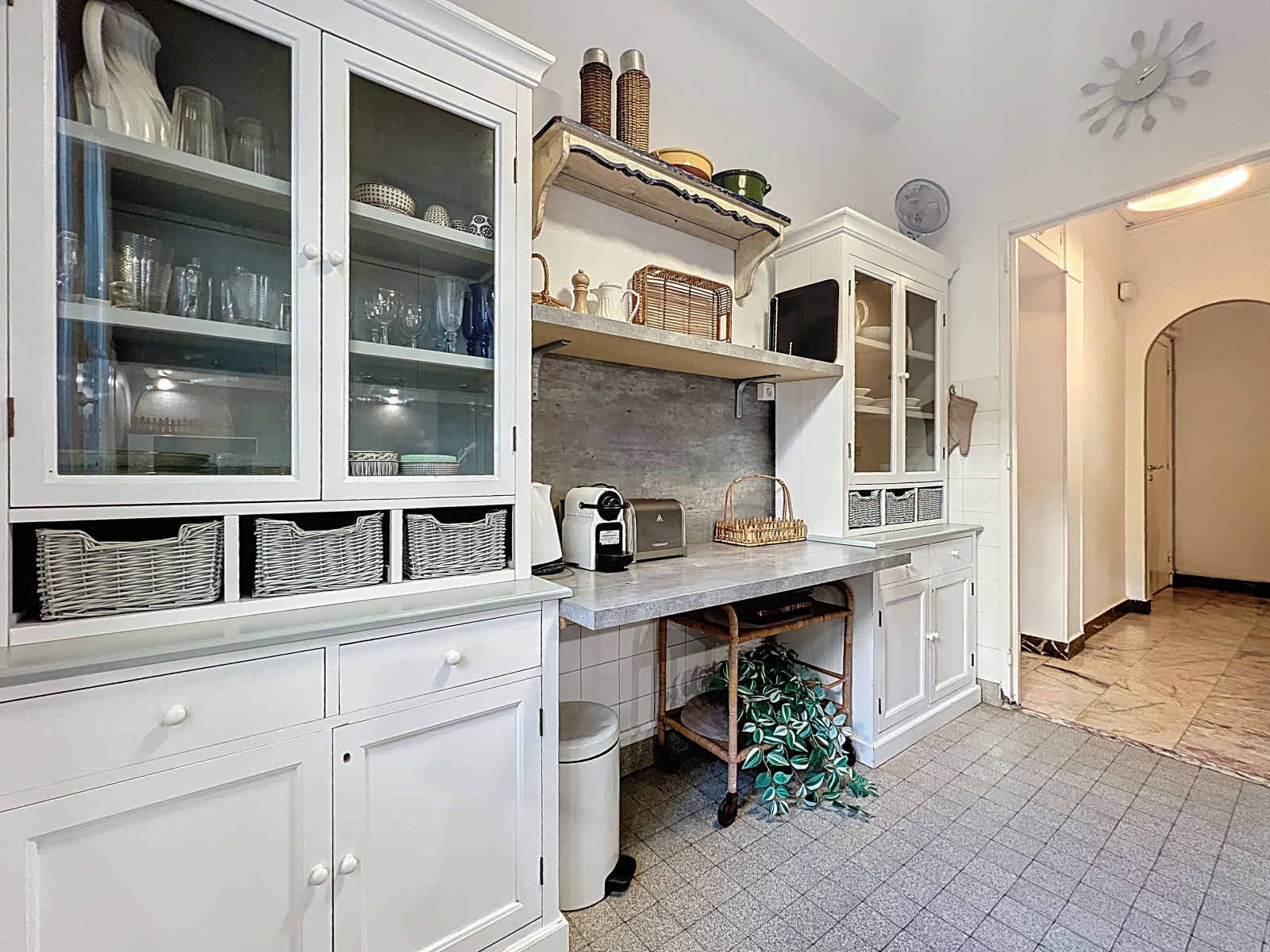 
                                                Vente
                                                 Nice Promenade des Anglais - Beau 3 pièces 72 m² avec jardin en front de mer