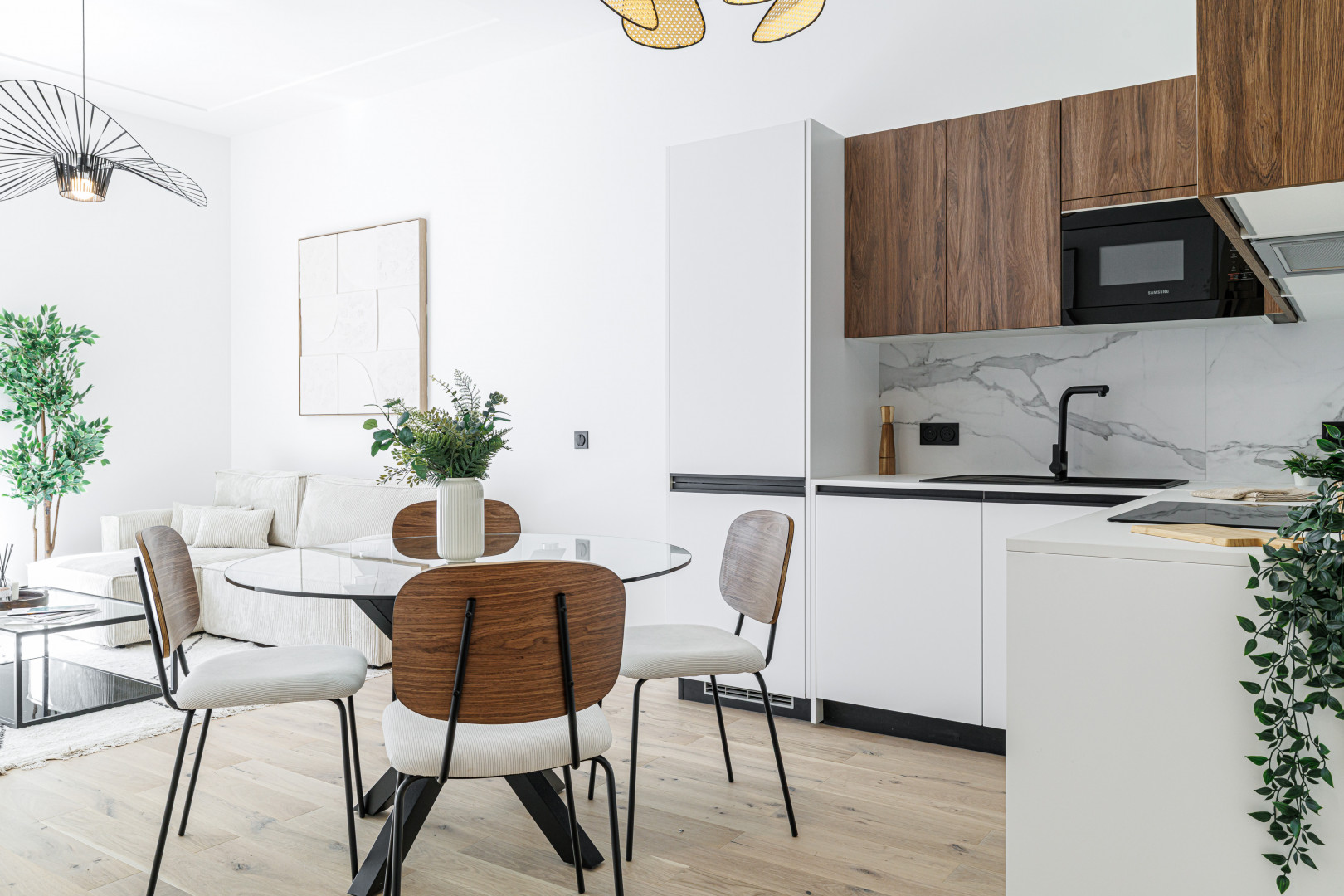 
                                                Vente
                                                 Nice - Promenade des Anglais - Magnifique 3 pièces de 59 m² avec terrasse et vue mer