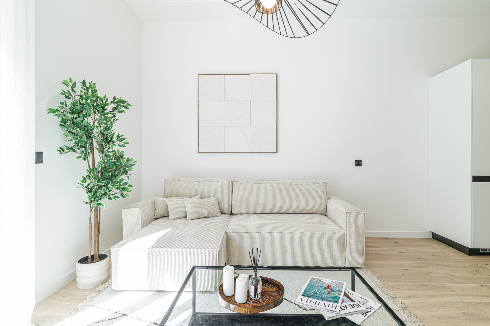 
                                                Vente
                                                 Nice - Promenade des Anglais - Magnifique 3 pièces de 59 m² avec terrasse et vue mer