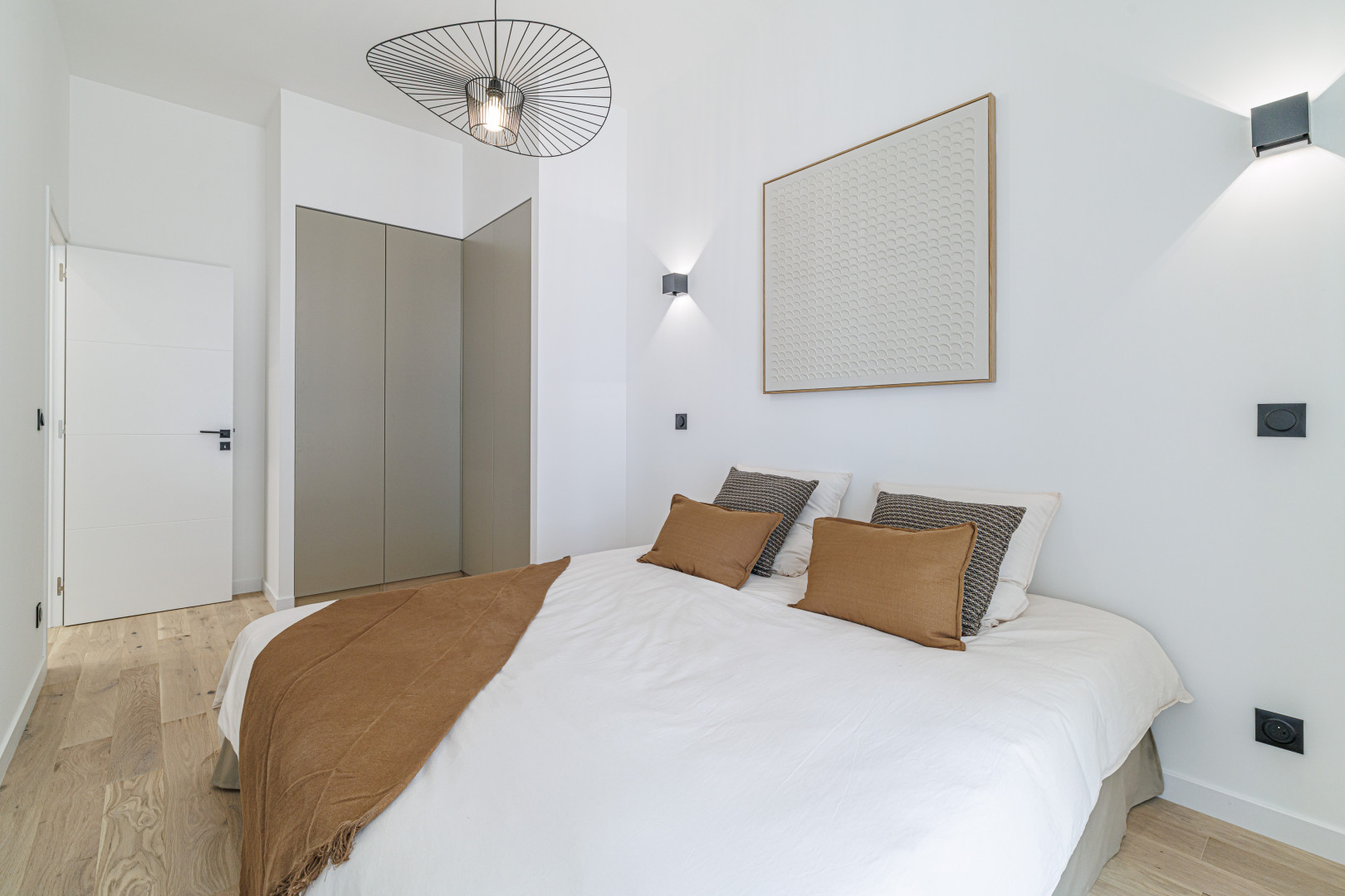 
                                                Vente
                                                 Nice - Promenade des Anglais - Magnifique 3 pièces de 59 m² avec terrasse et vue mer