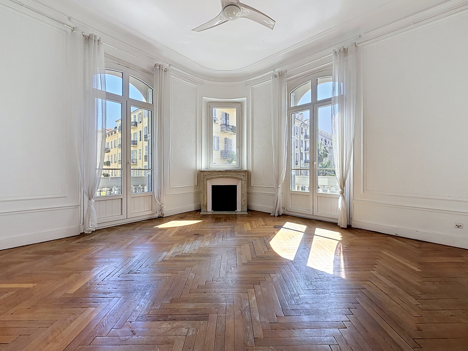 
                                                Vente
                                                 Nice quartier Wilson  - 3/4 pièces de 113m2